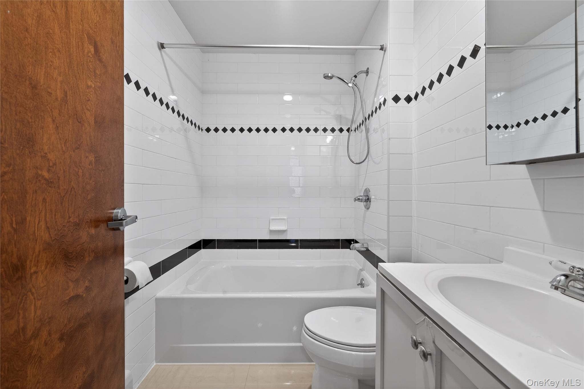 149-06 Northern Boulevard, Unit 501 photo 19