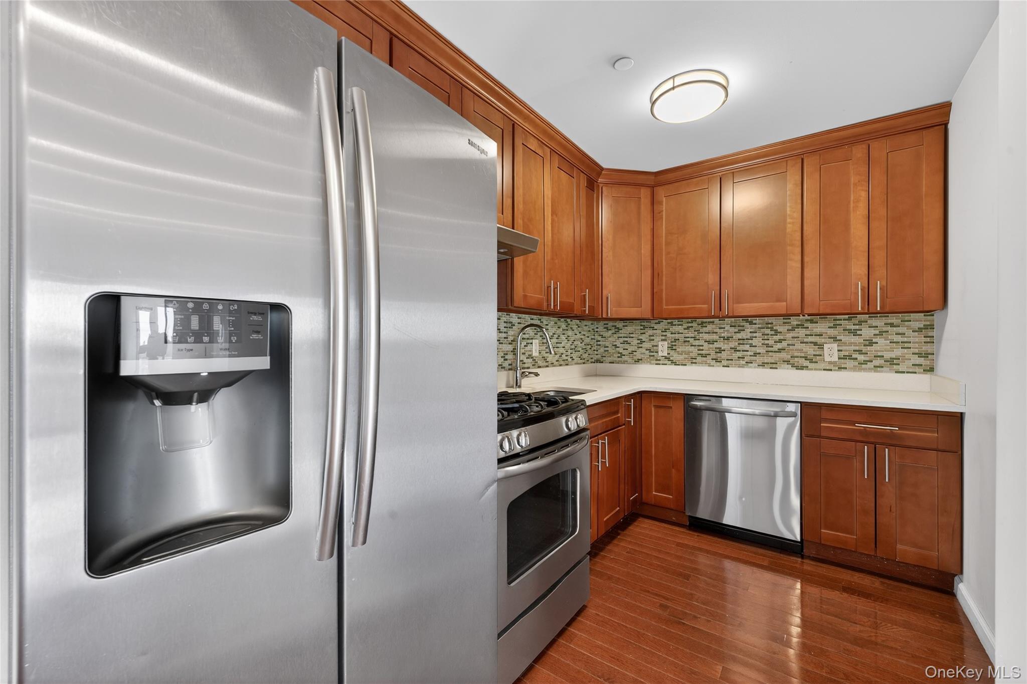149-06 Northern Boulevard, Unit 501 photo 10