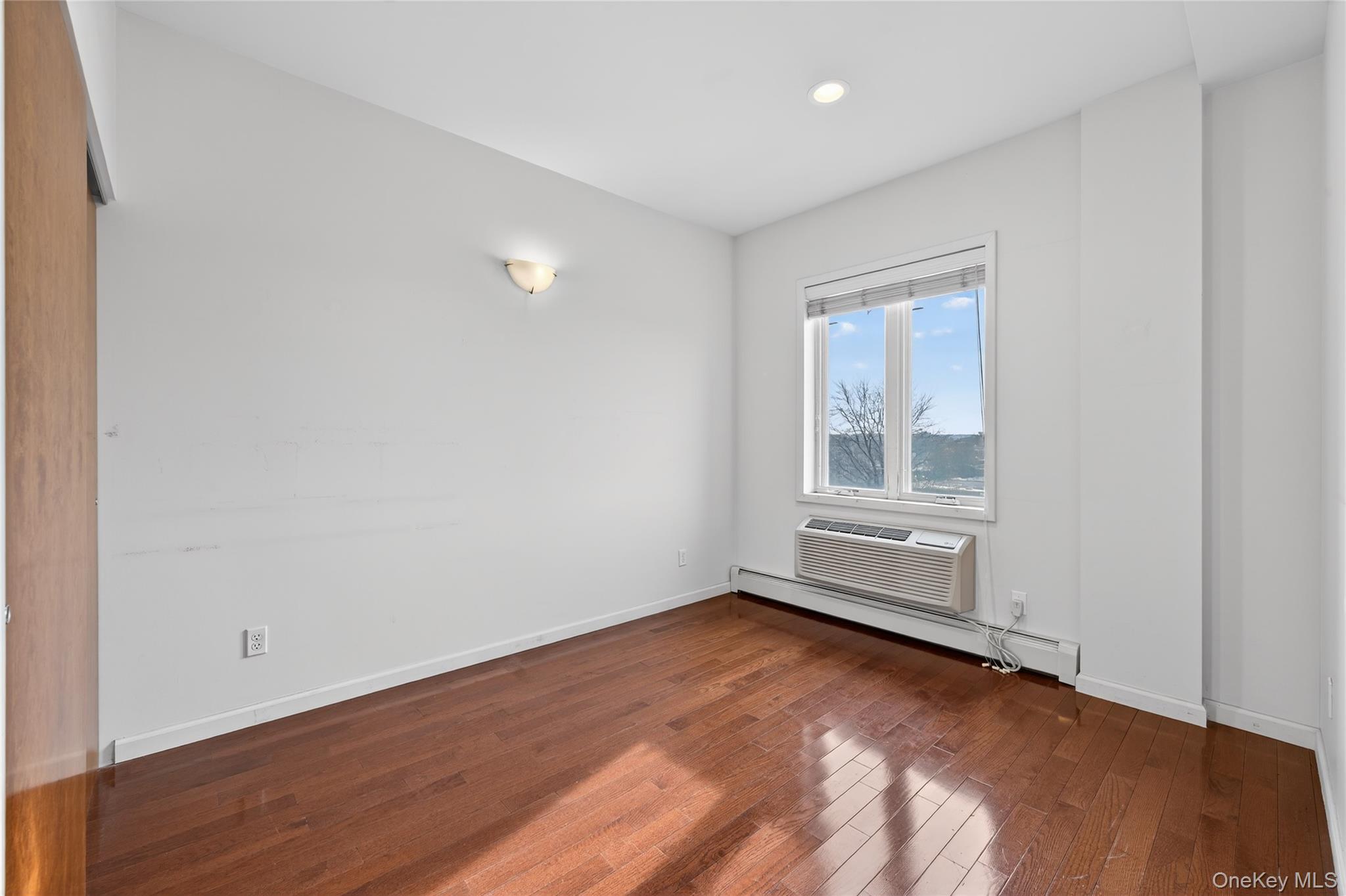 149-06 Northern Boulevard, Unit 501 photo 20