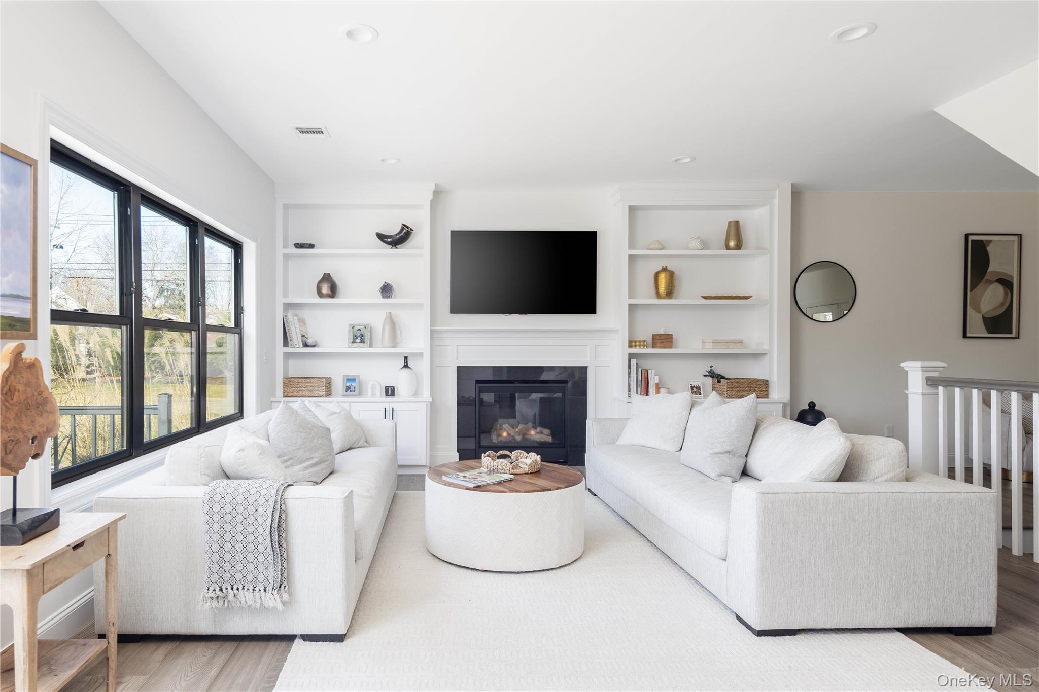 242 Maple Lane – For Rent photo 3