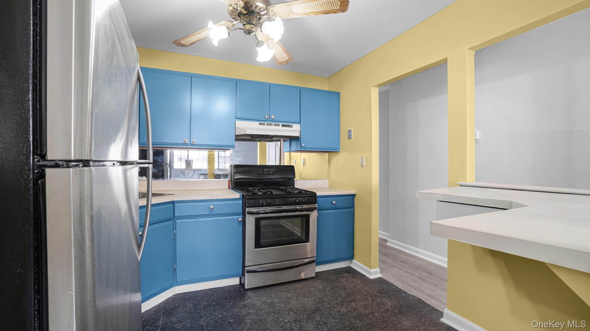 1364 E 92nd Street, Unit 101 photo 5