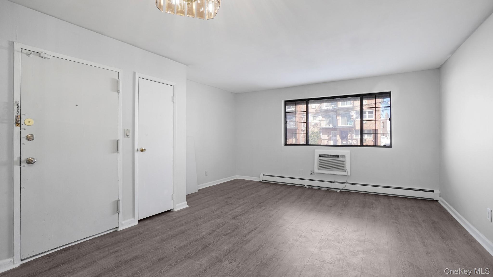 1364 E 92nd Street, Unit 101 photo 4