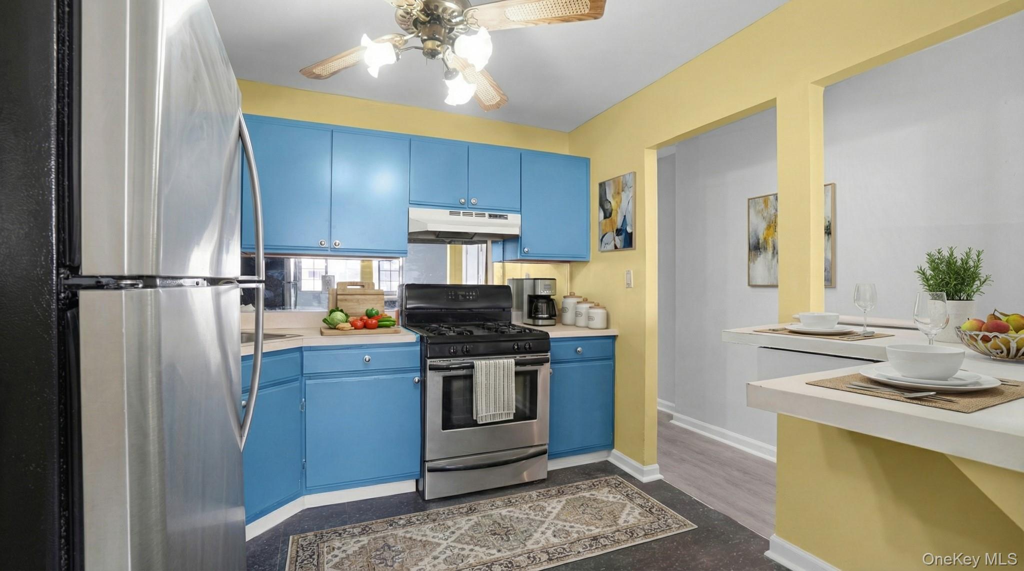 1364 E 92nd Street, Unit 101 photo 17