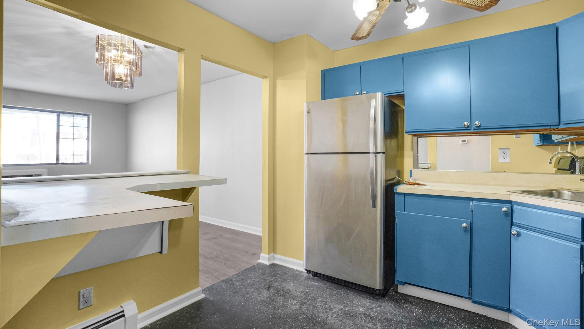 1364 E 92nd Street, Unit 101 photo 6