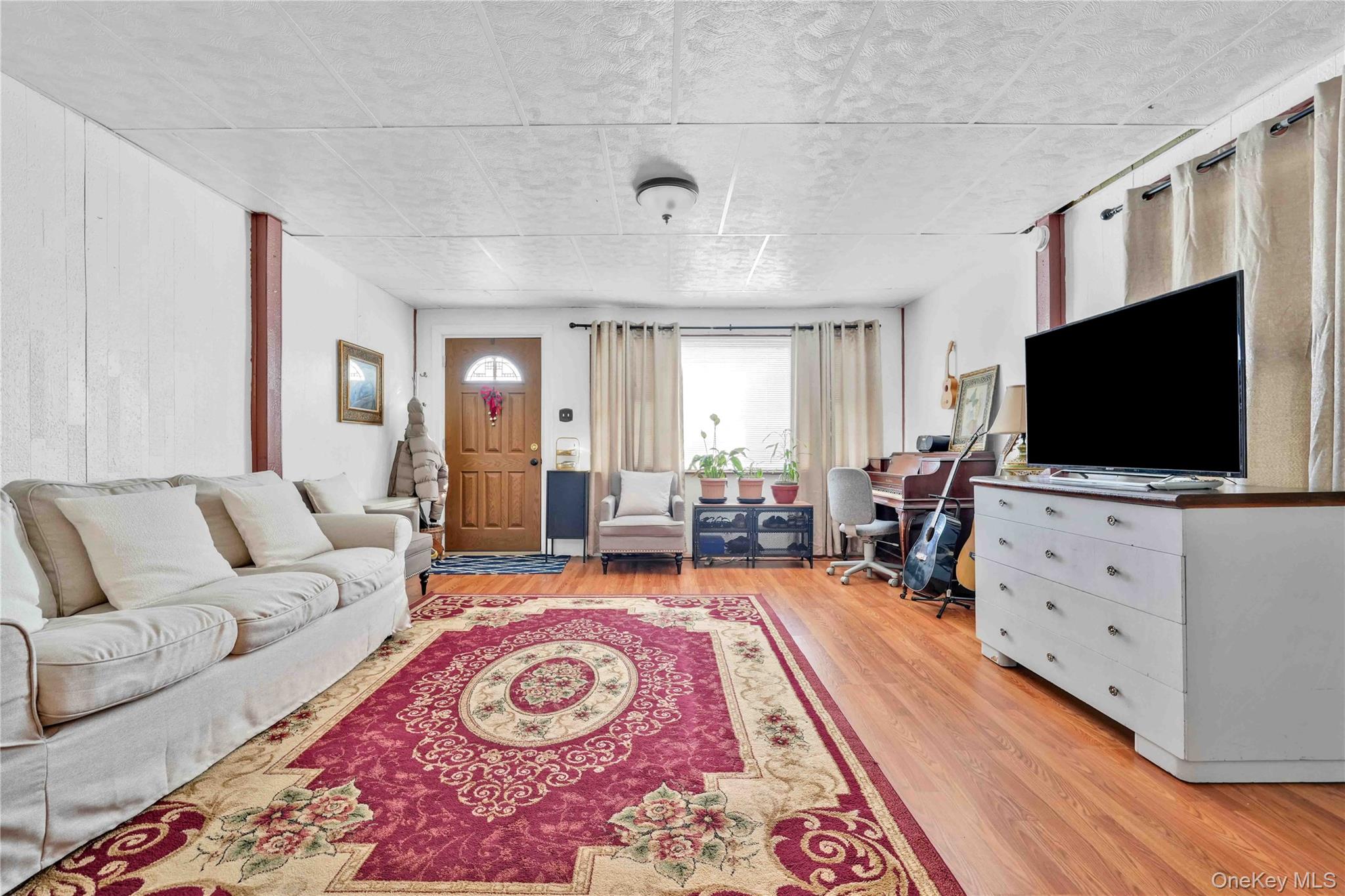 8060 162nd Street – For Sale photo 7