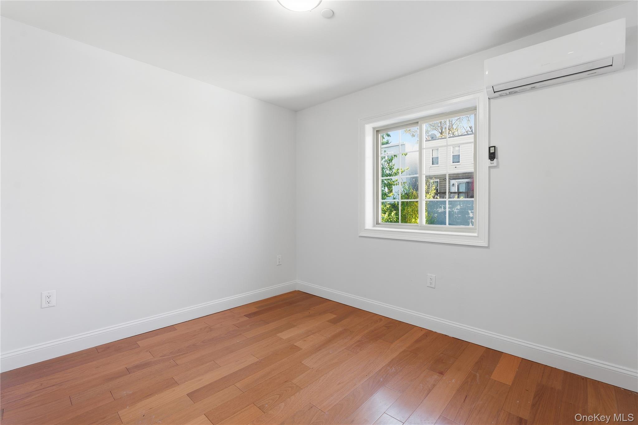 1118 124th Street – For Sale photo 7