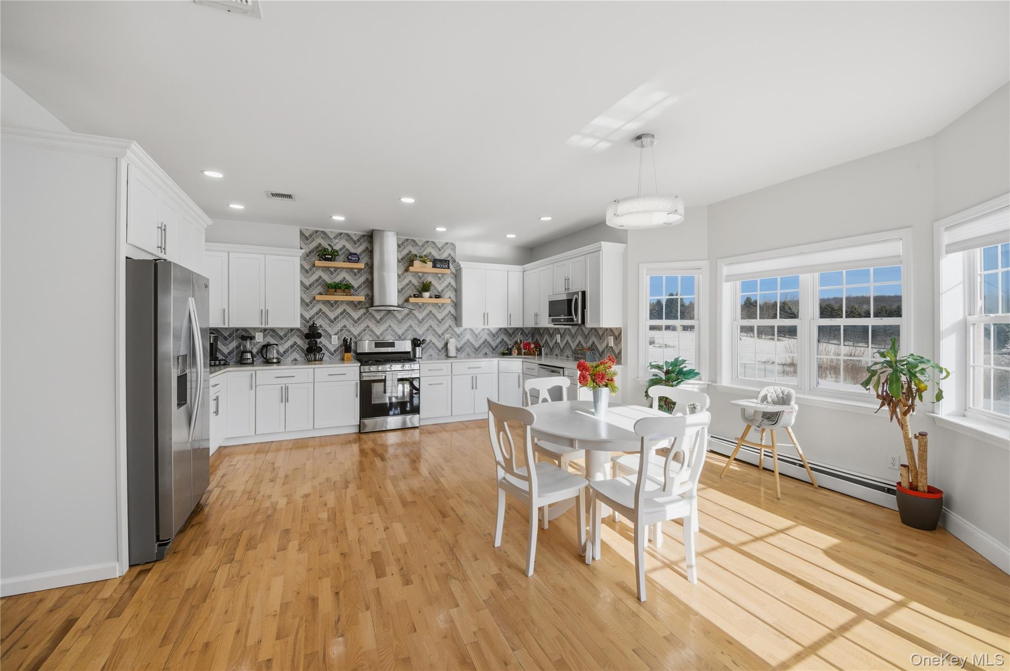 4 Picnic Woods Road – For Sale photo 4