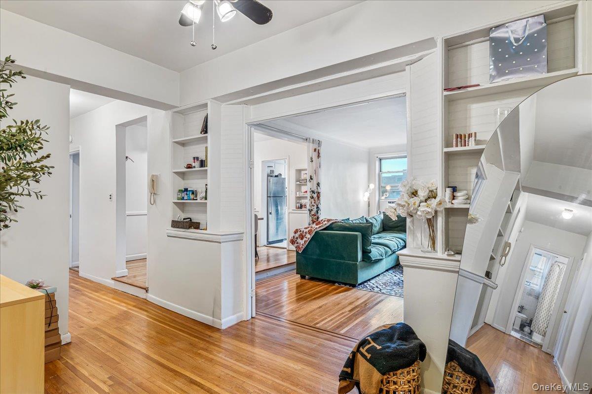 65-74 Saunders Street, Unit 6J photo 6