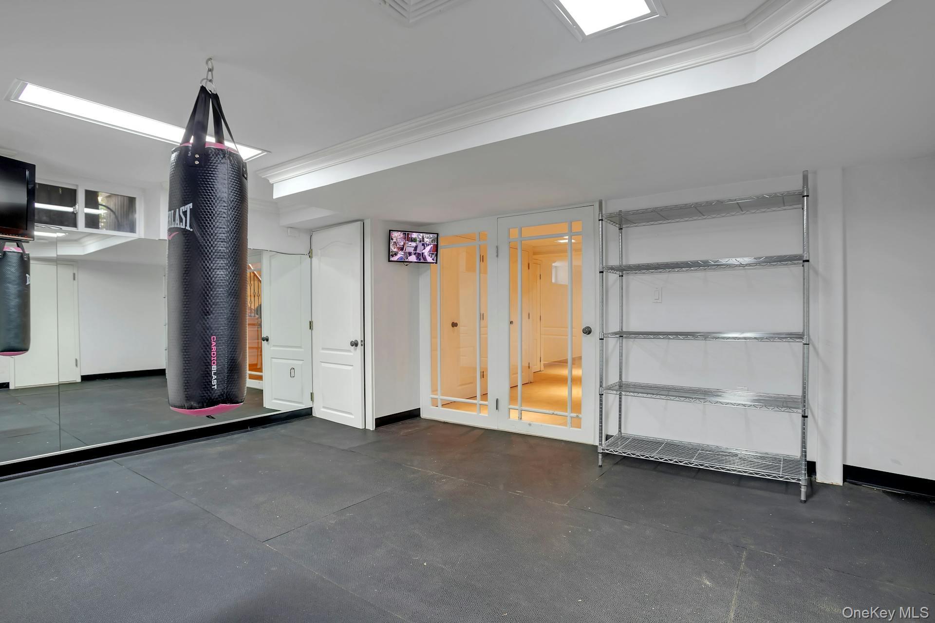 5 Boulevard – For Sale photo 34