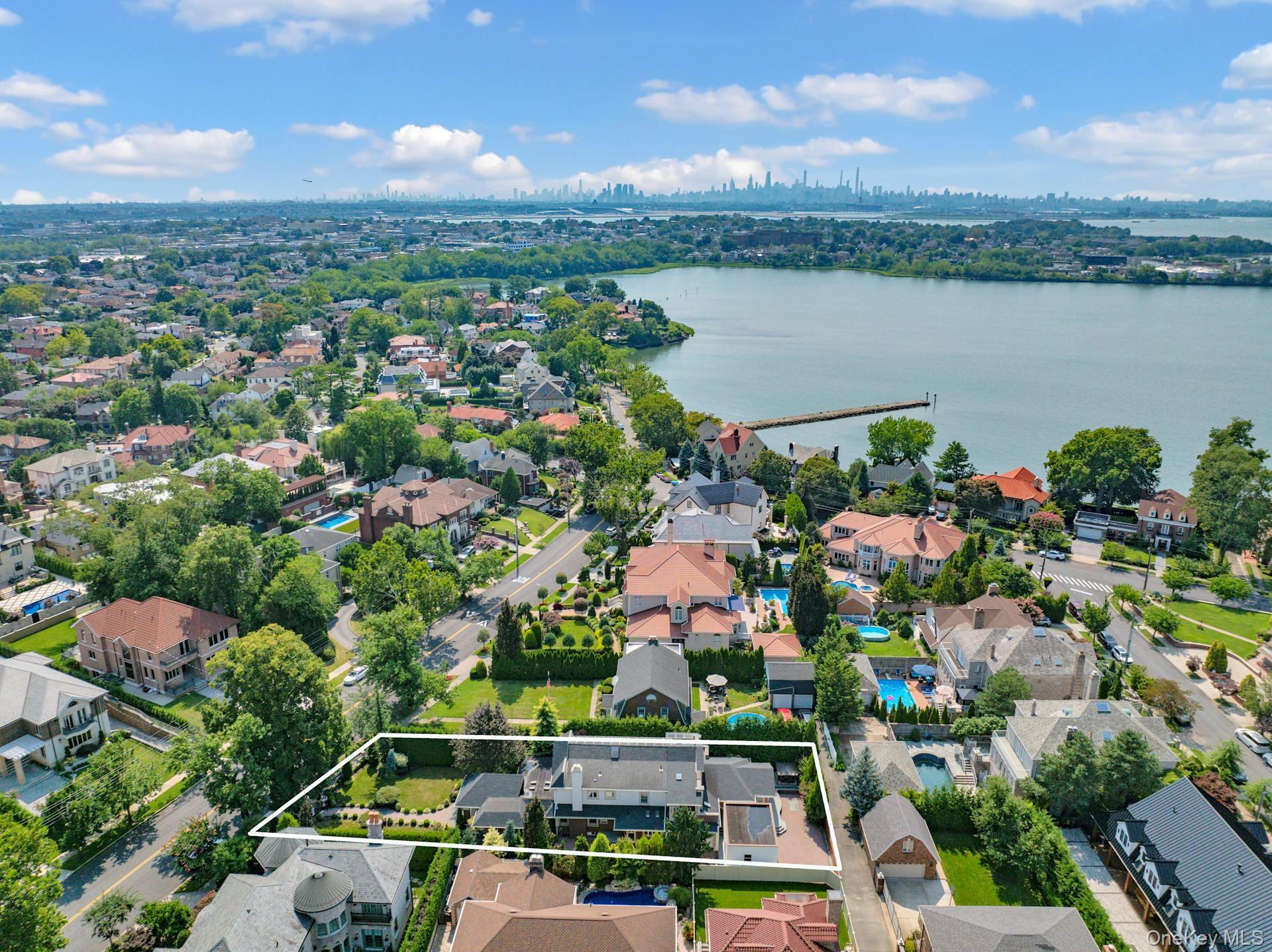 5 Boulevard – For Sale photo 44