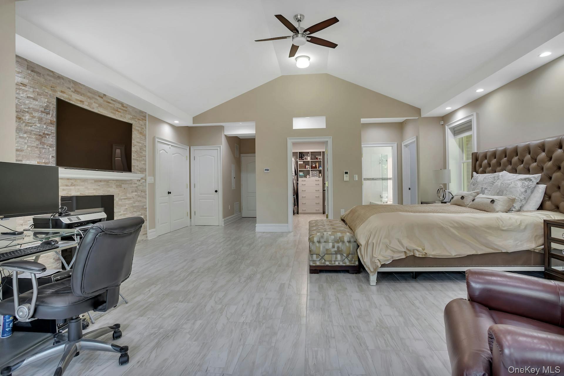 5 Boulevard – For Sale photo 15