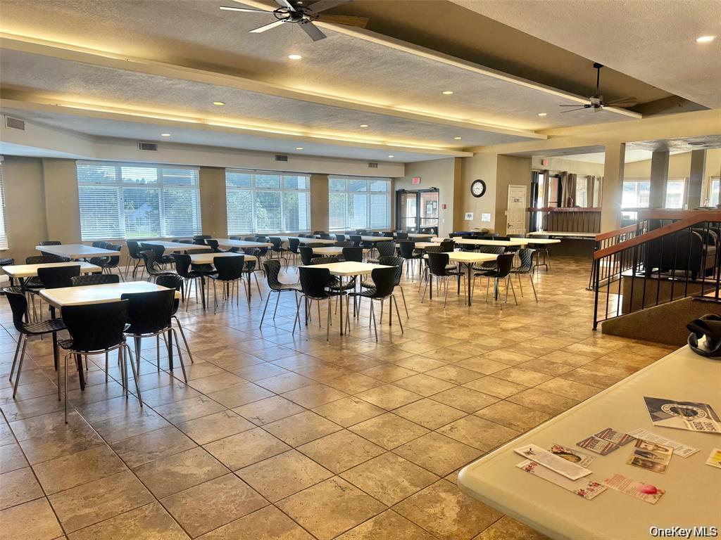 21 Village Circle E – For Sale photo 13