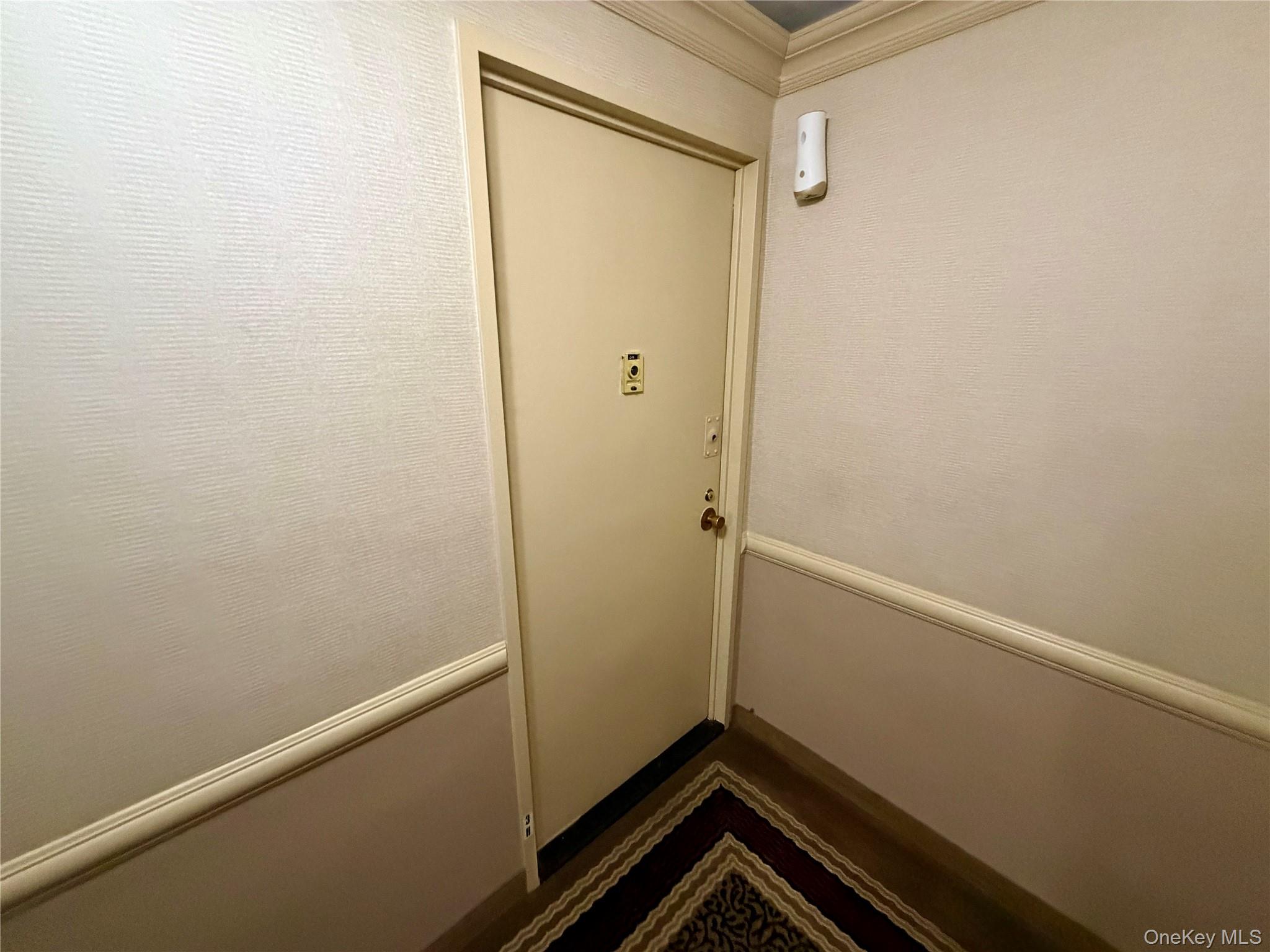 70-25 Yellowstone Boulevard, Unit 3H photo 39