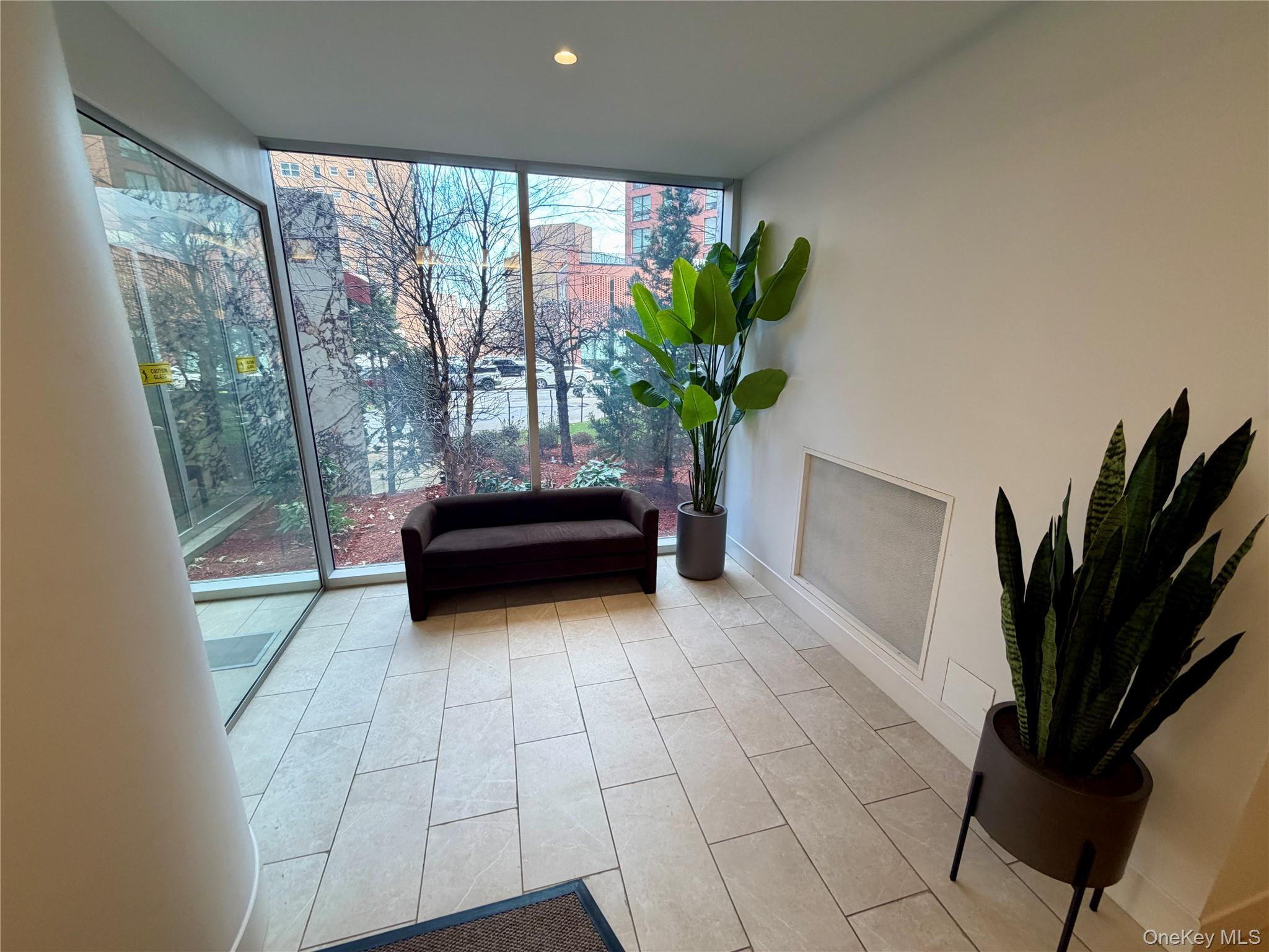 70-25 Yellowstone Boulevard, Unit 3H photo 45