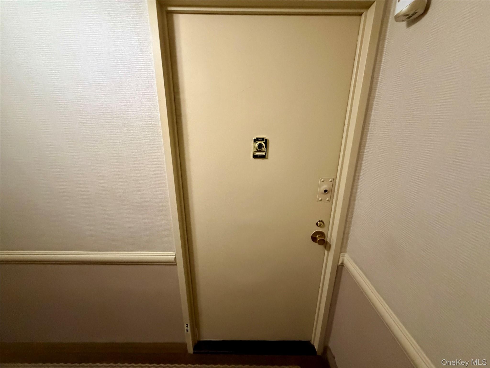 70-25 Yellowstone Boulevard, Unit 3H photo 41