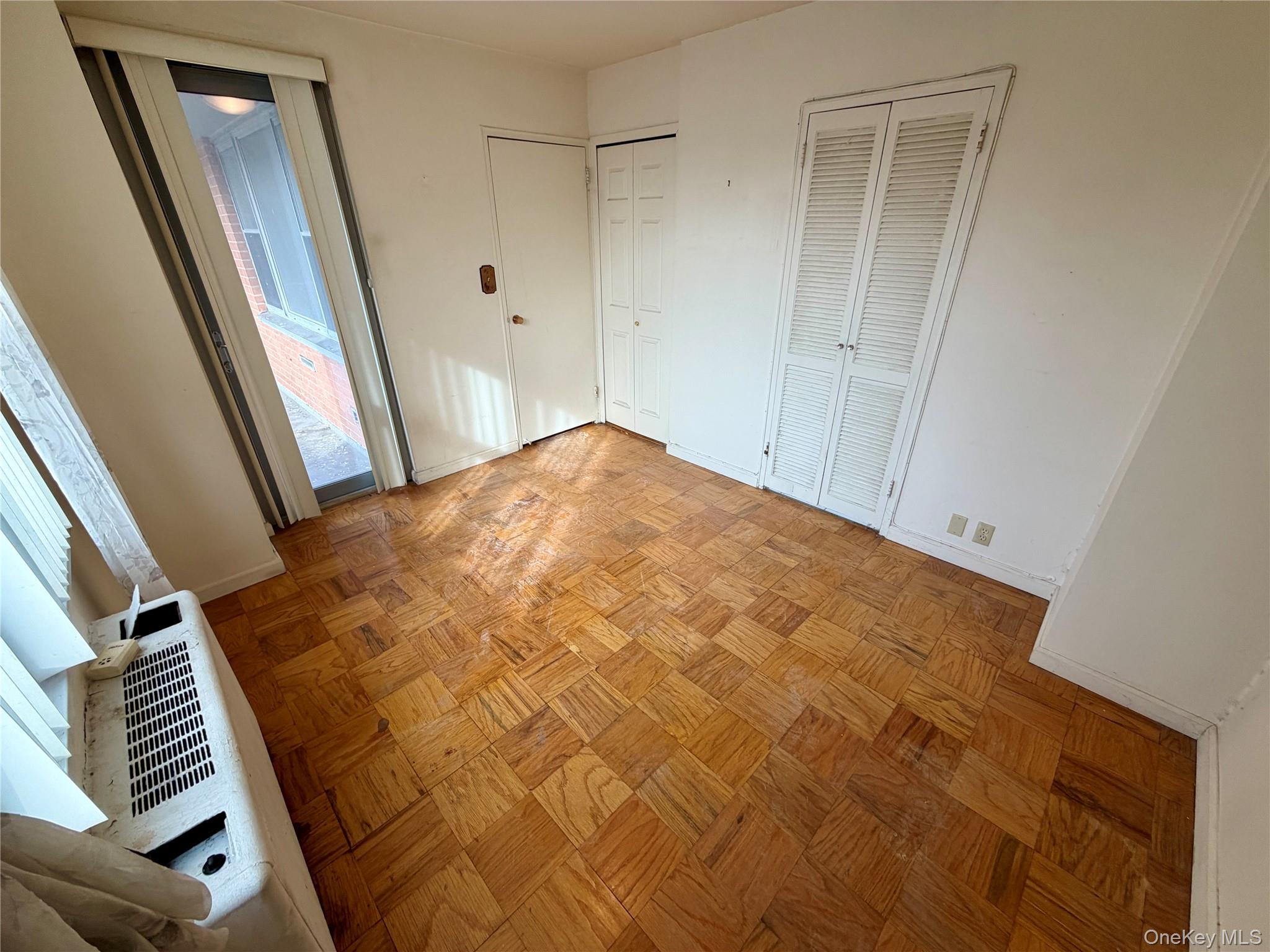 70-25 Yellowstone Boulevard, Unit 3H photo 26
