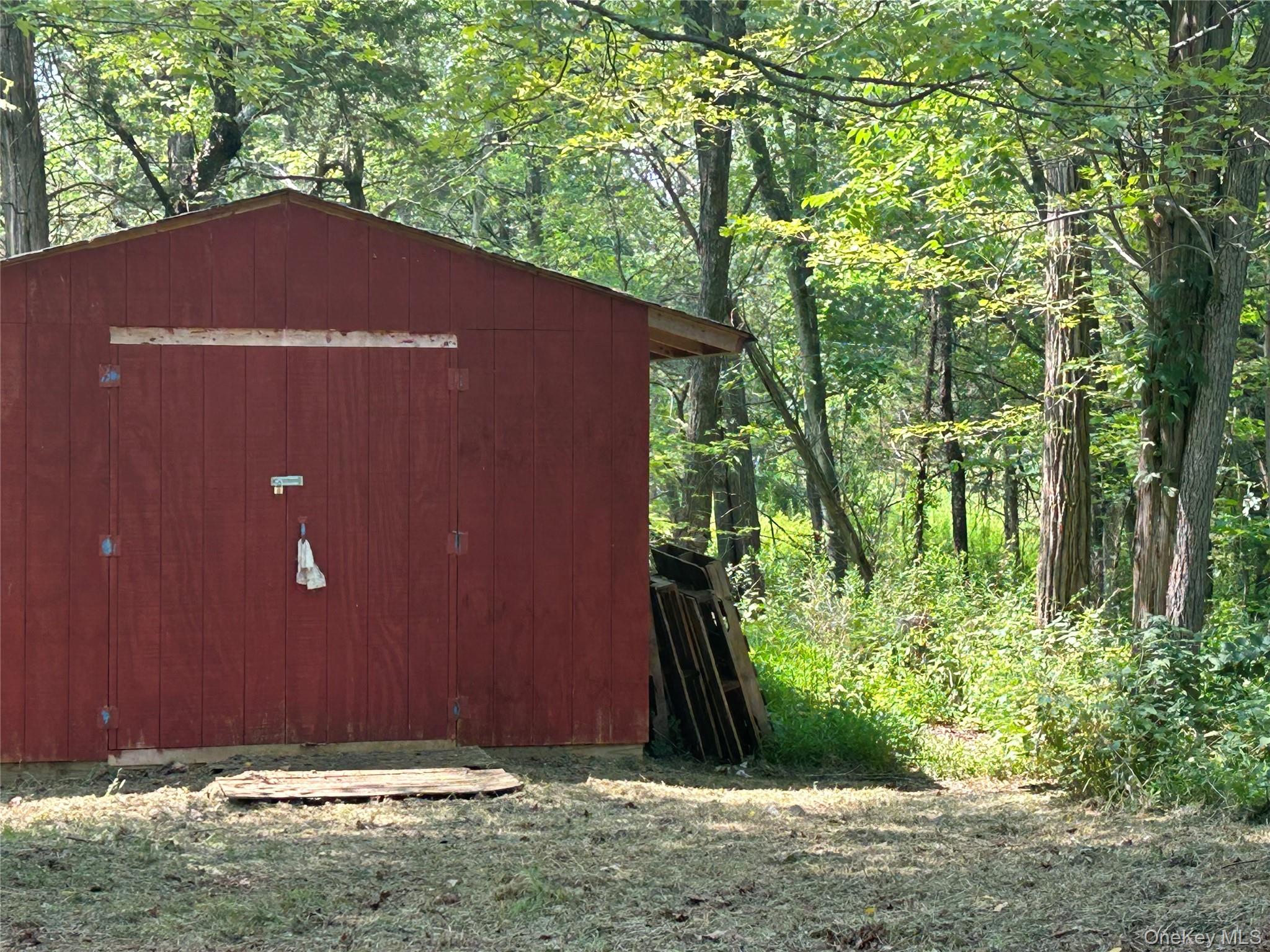 White Schoolhouse Road – For Sale photo 8