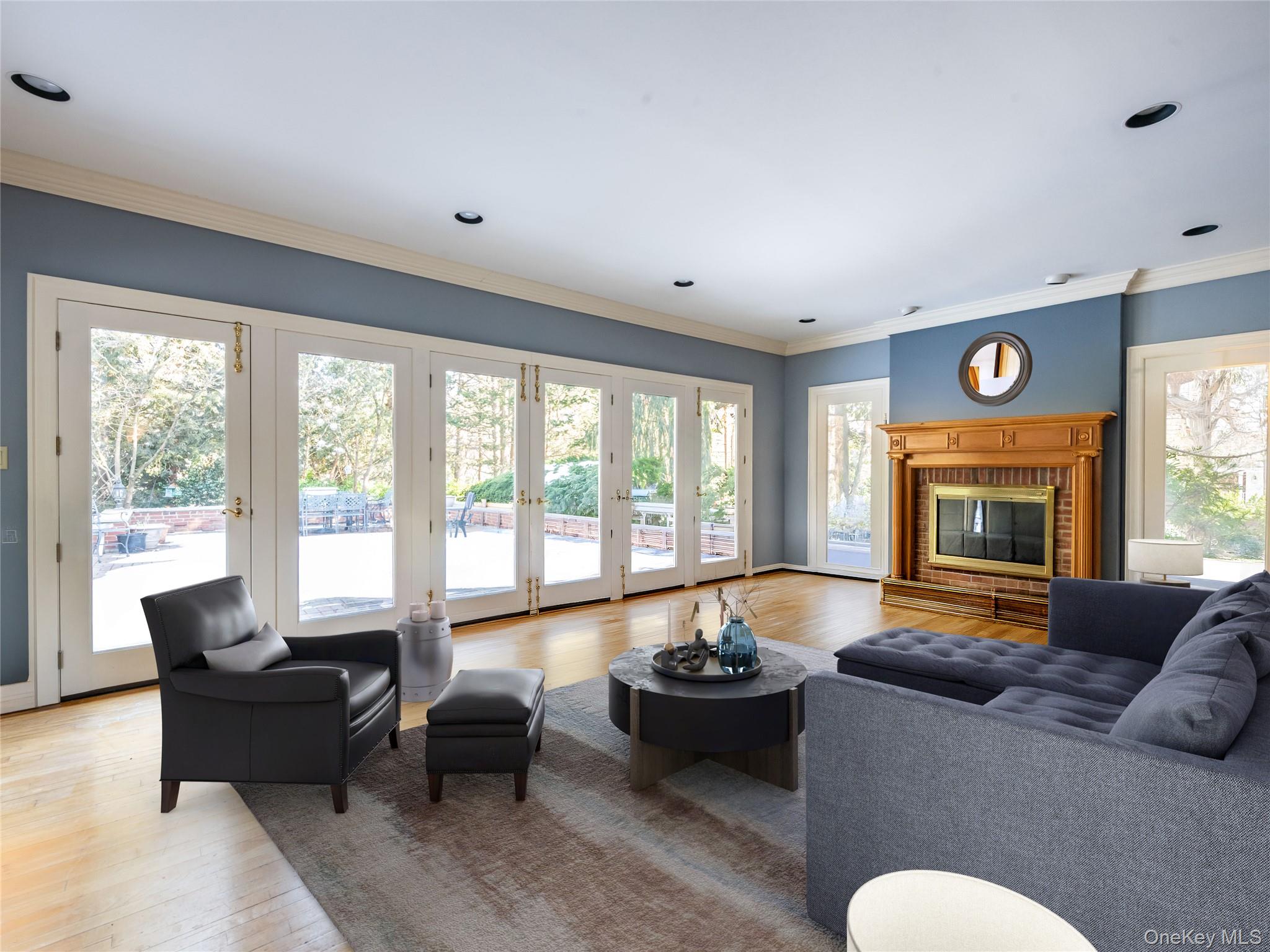 64 Plandome Court – For Sale photo 7