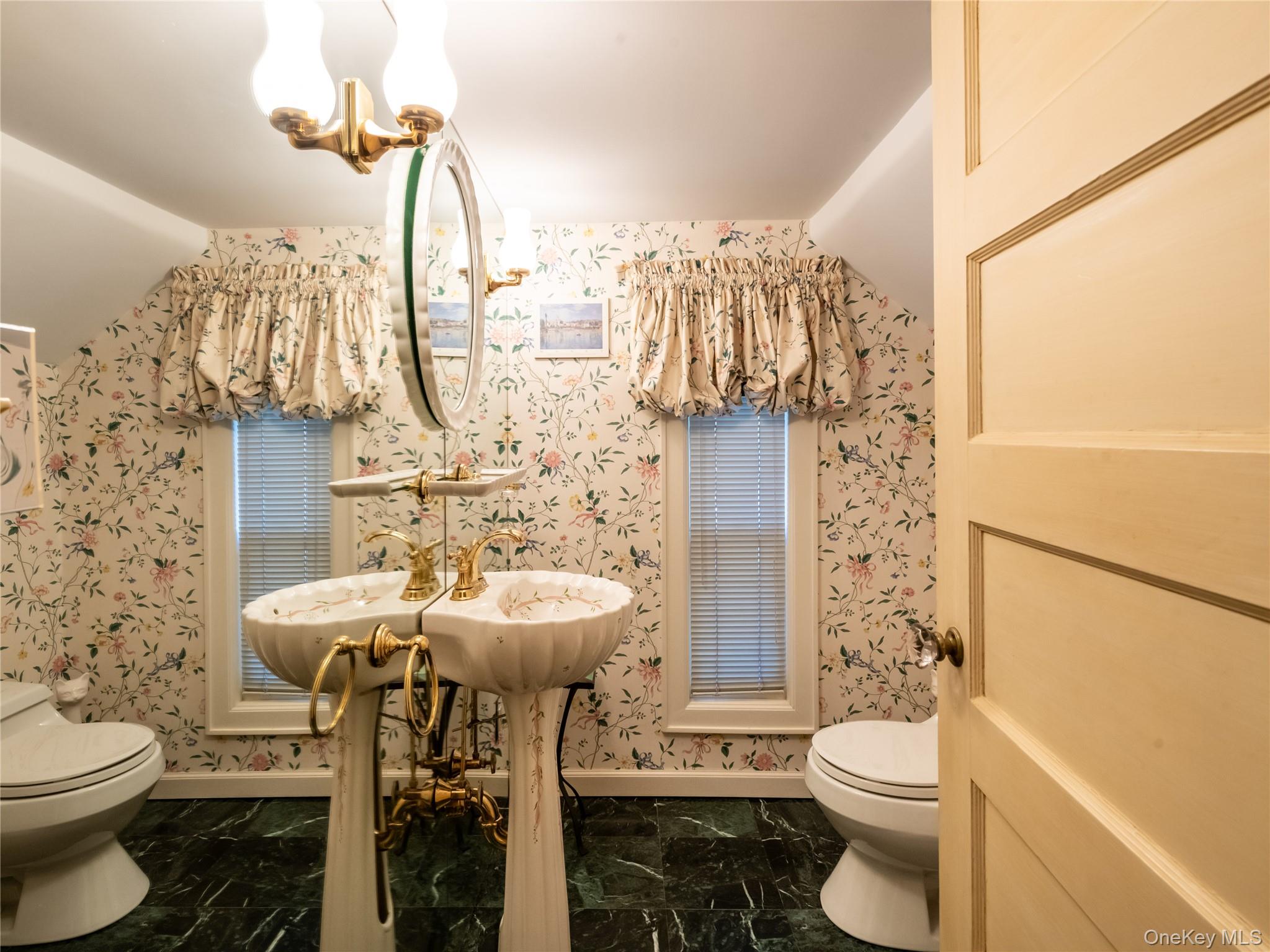 64 Plandome Court – For Sale photo 11