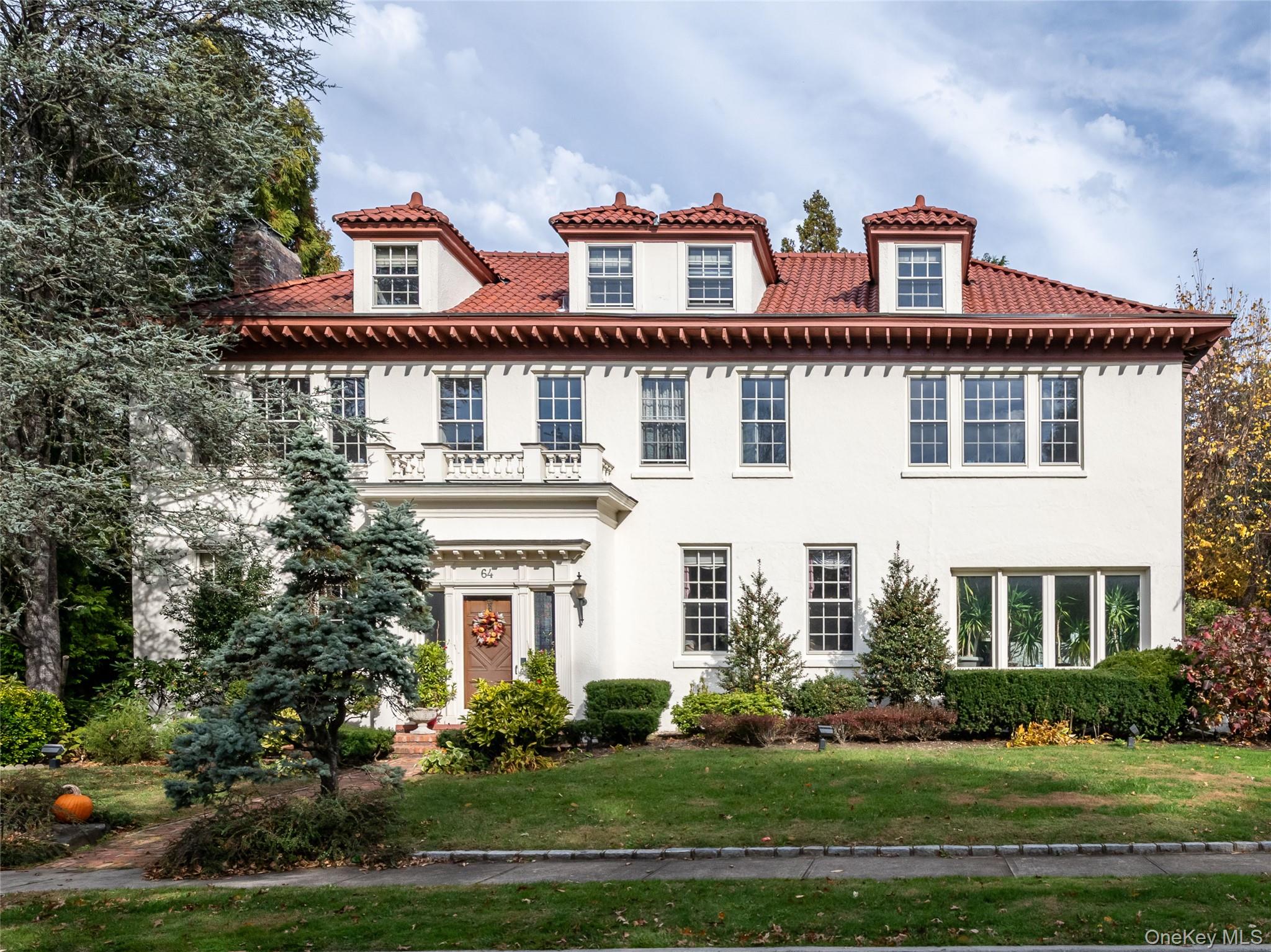 64 Plandome Court – For Sale