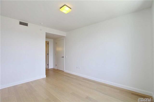 13835 39th Avenue, Unit 12L photo 7