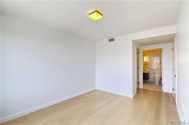 13835 39th Avenue, Unit 12L photo 8