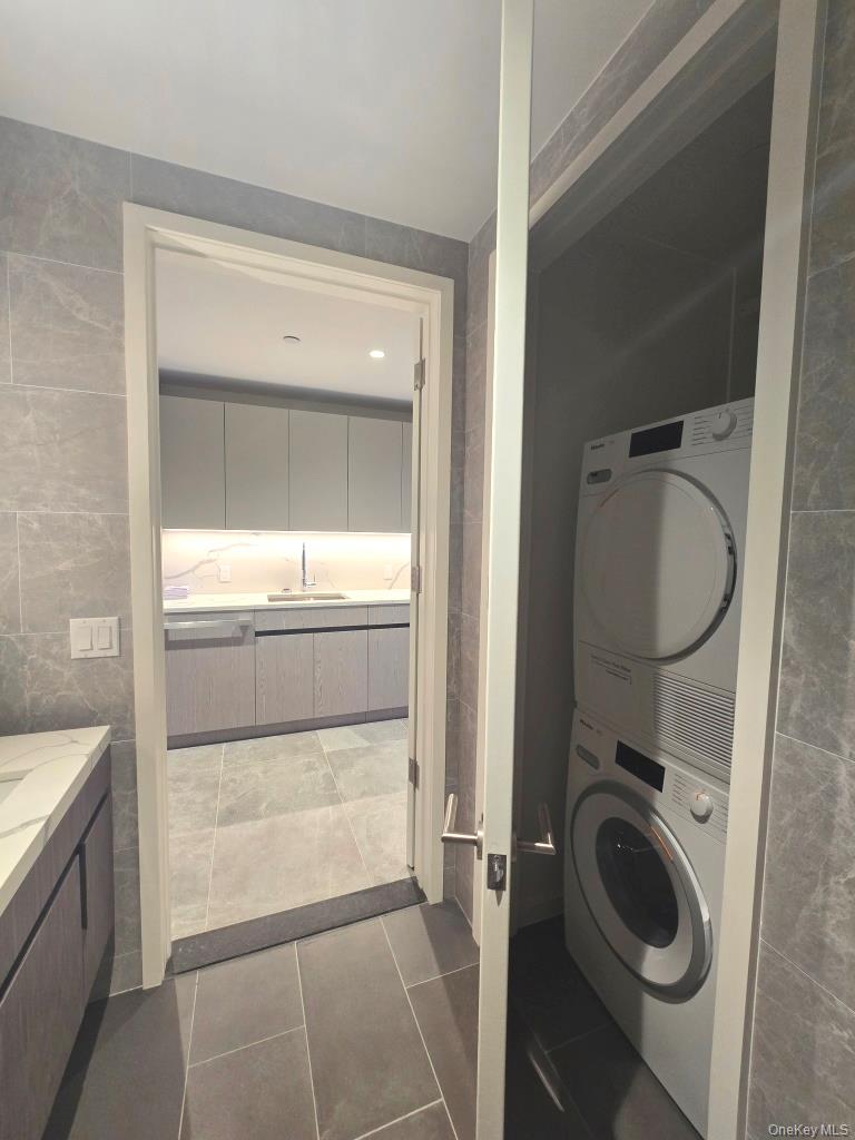 13336 37th Avenue, Unit 5N photo 9
