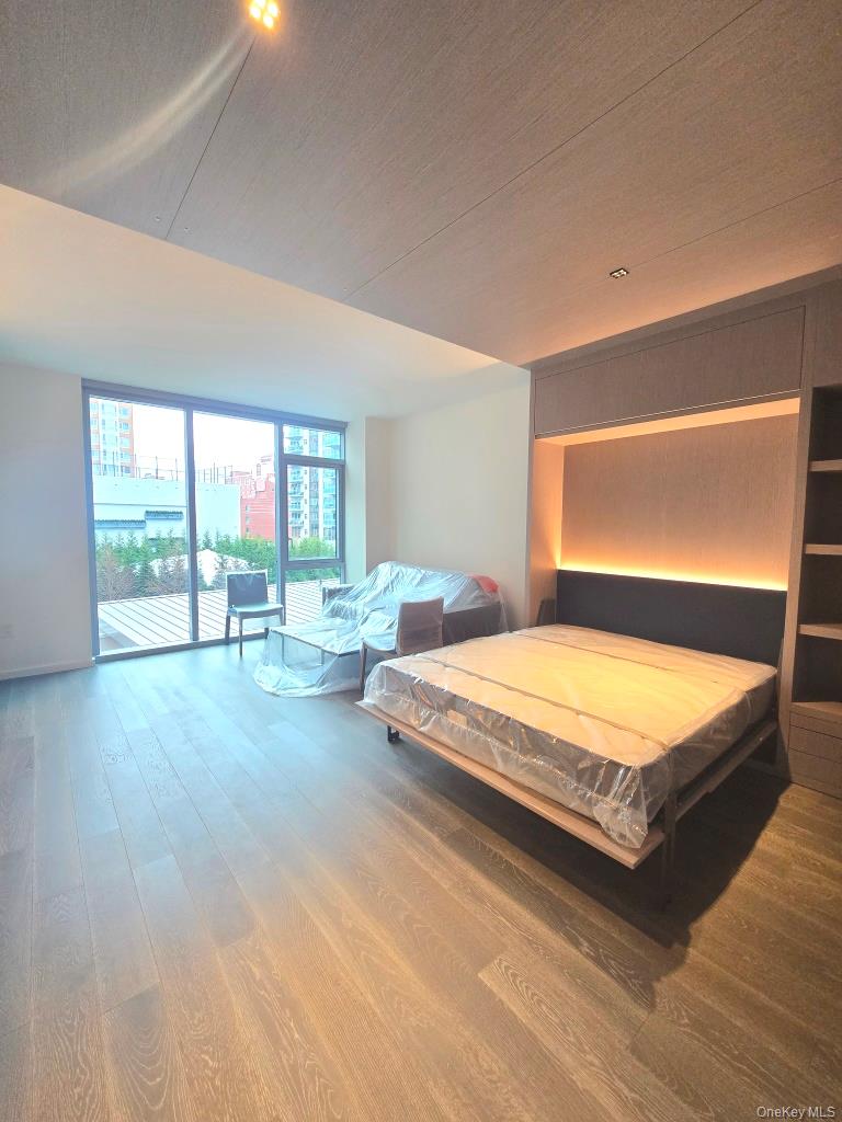 13336 37th Avenue, Unit 5N photo 3