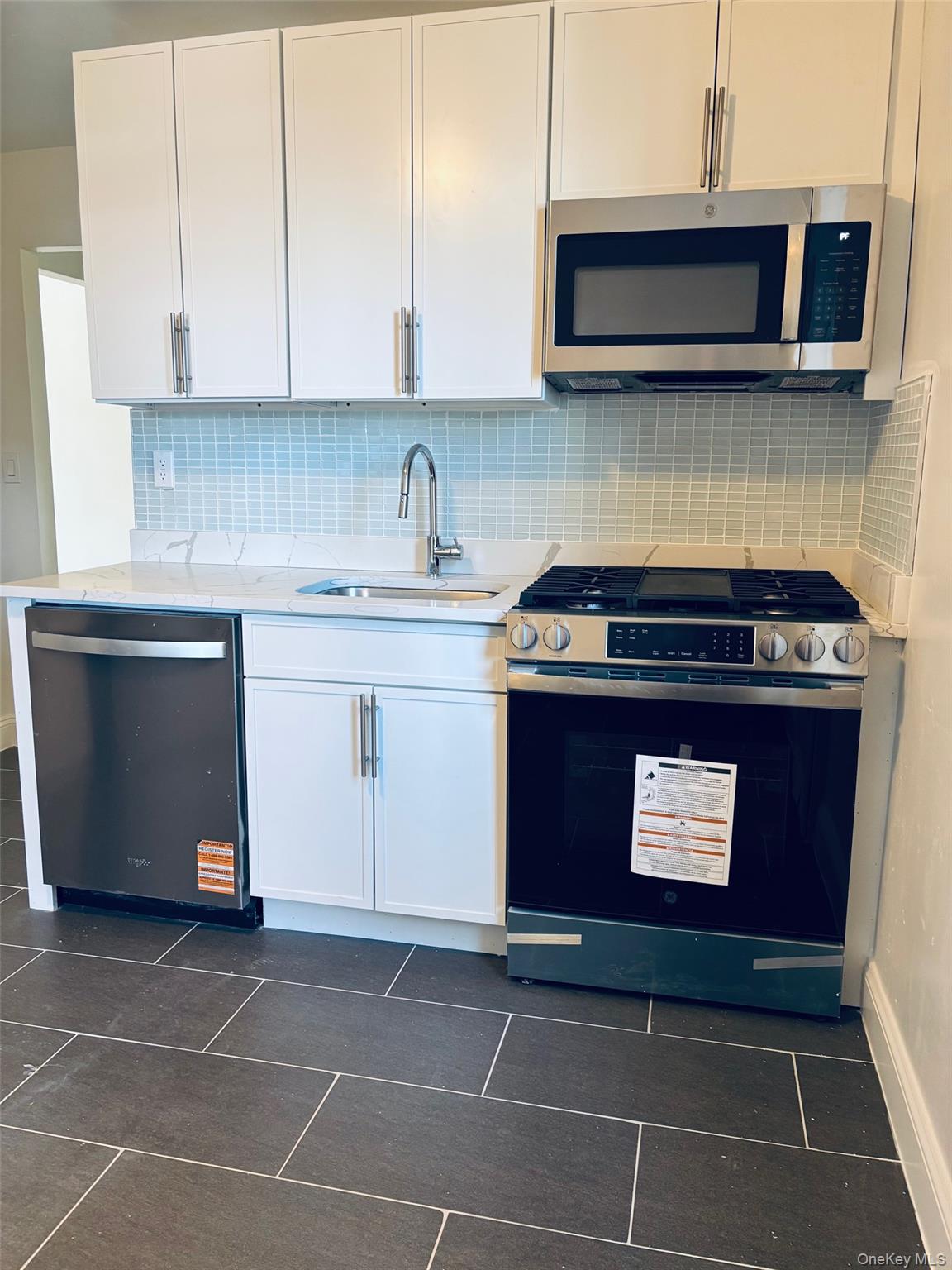 1300 Midland Avenue, Unit A-36 photo 9