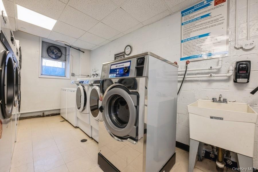 54-40 Little Neck Parkway, Unit 6M photo 22