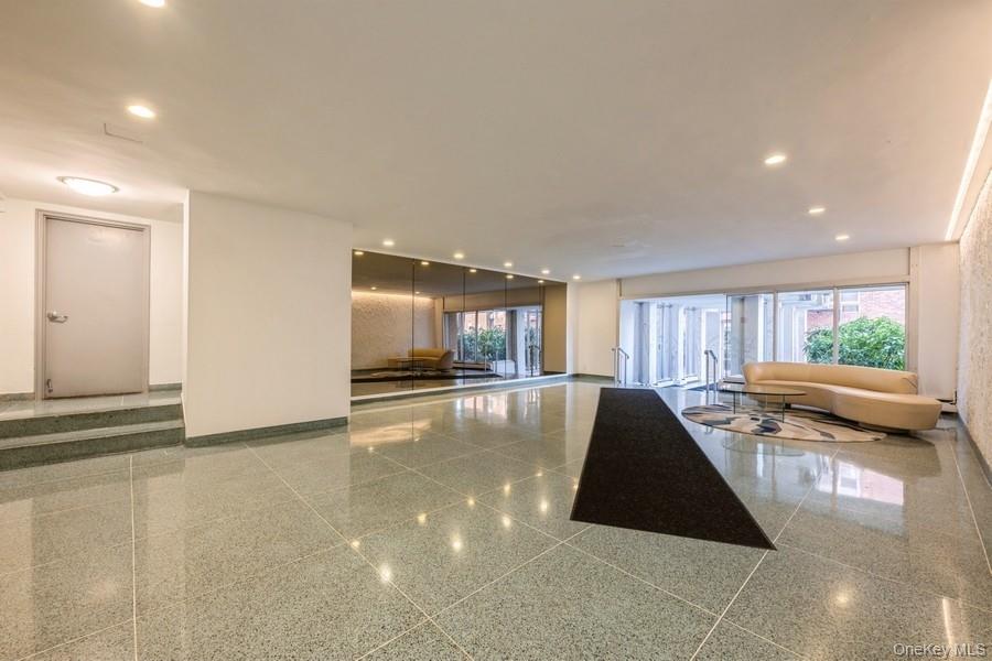 54-40 Little Neck Parkway, Unit 6M photo 24