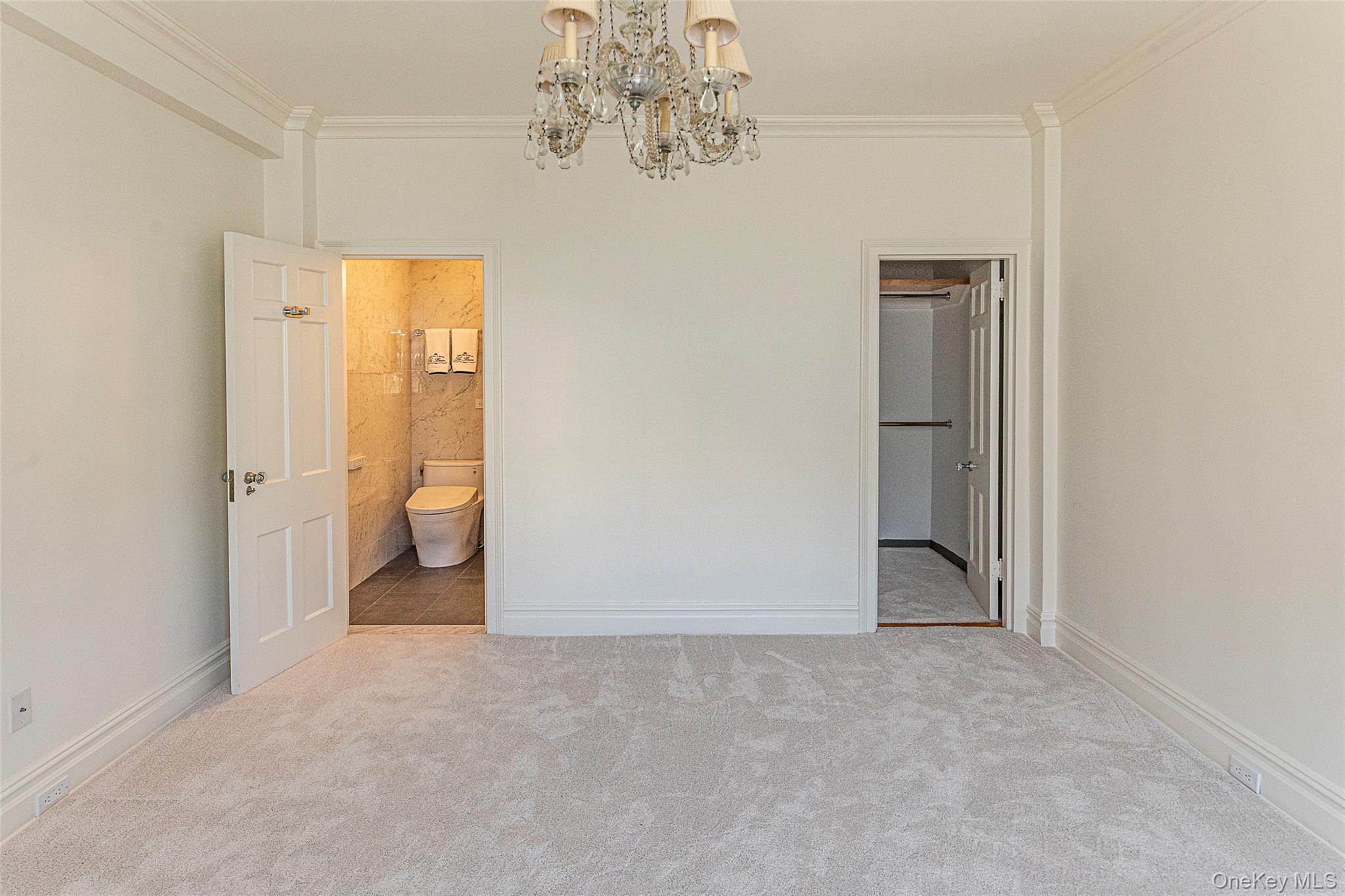 3 Tanglewylde Avenue, Unit 5C photo 13