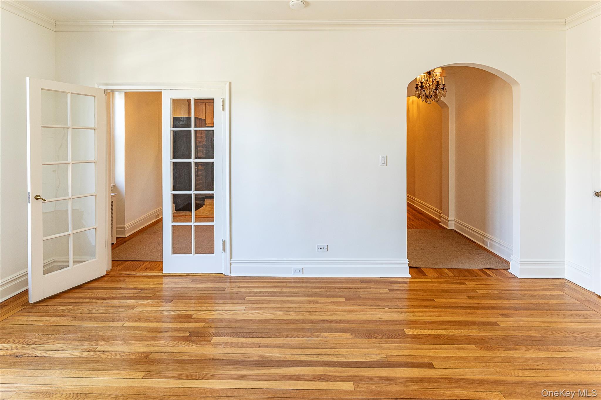 3 Tanglewylde Avenue, Unit 5C photo 11