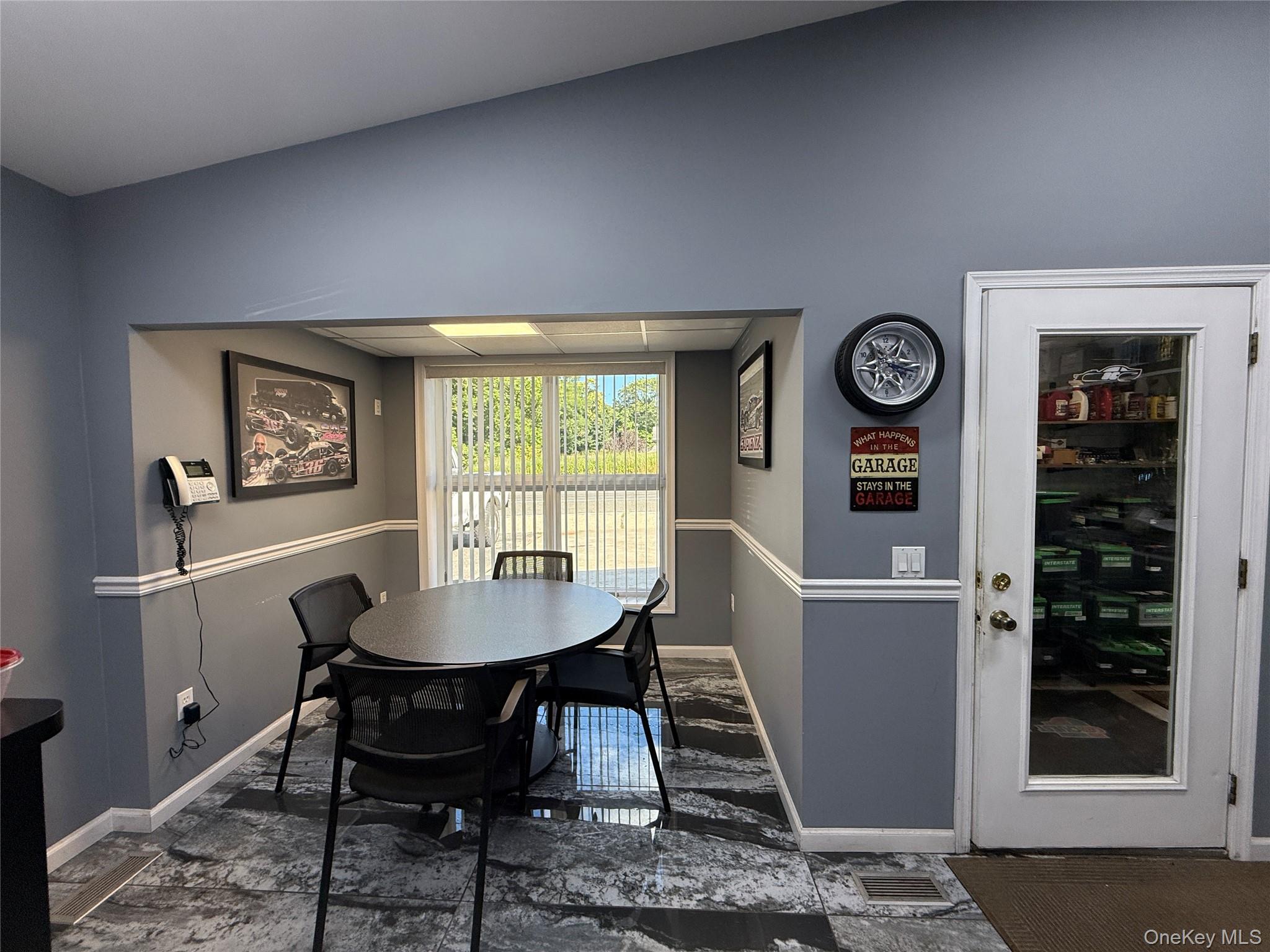 944 E Main Street – For Sale photo 10