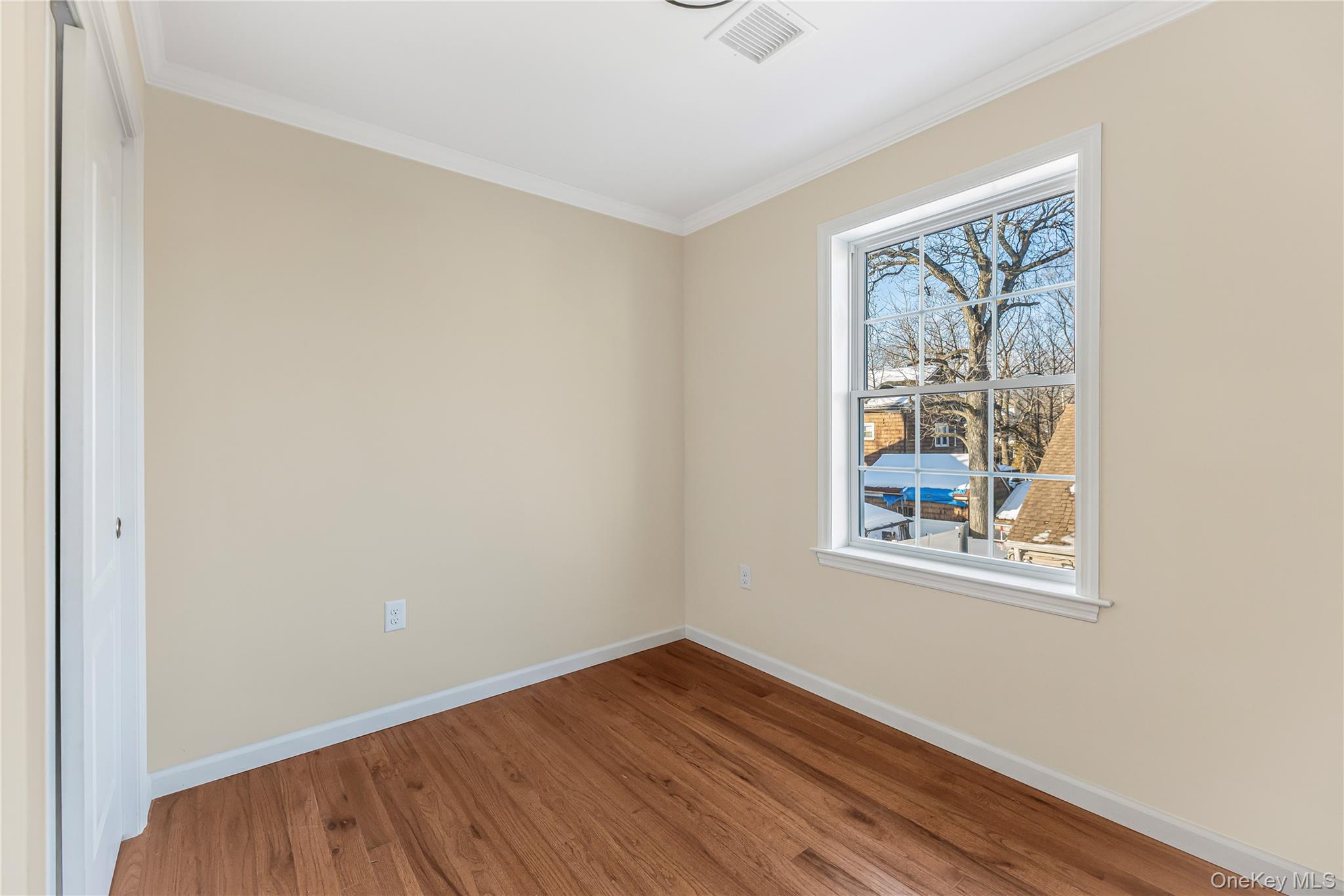 316 E 4th Street – For Sale photo 18