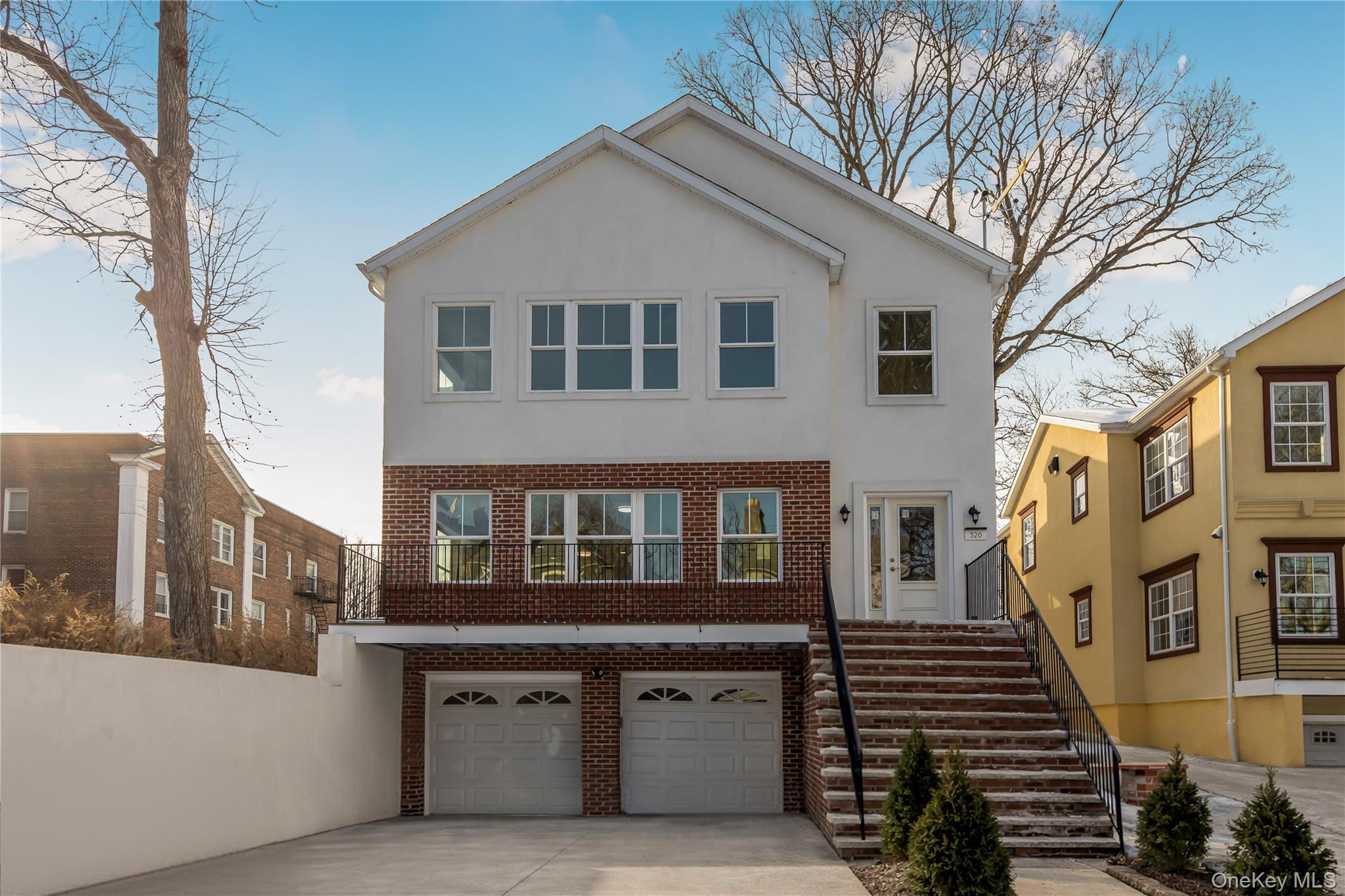 320 E 4th Street – For Sale
