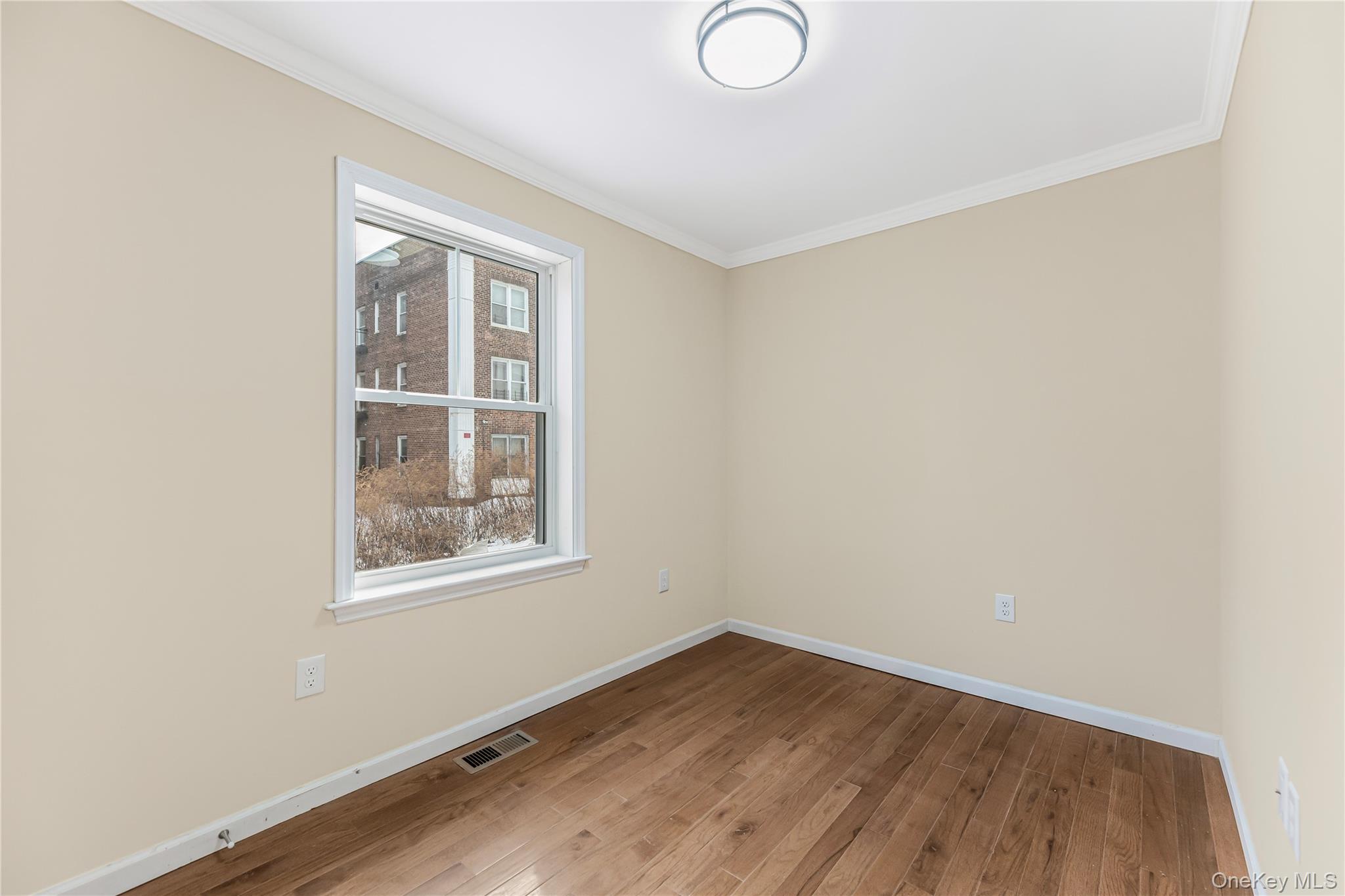 320 E 4th Street – For Sale photo 14