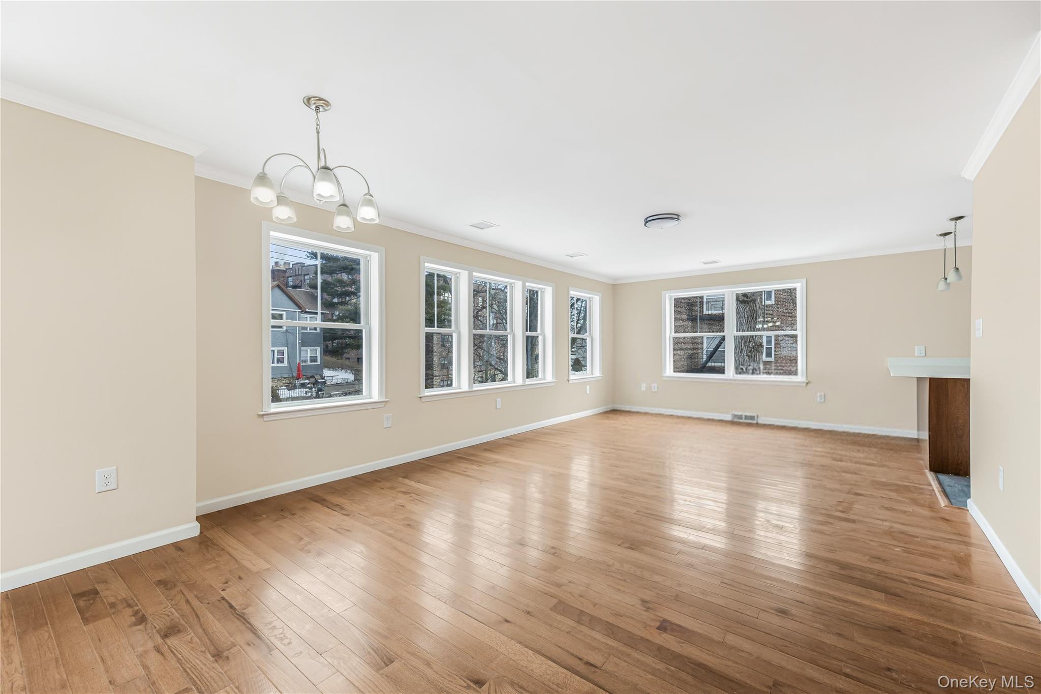 320 E 4th Street – For Sale photo 8