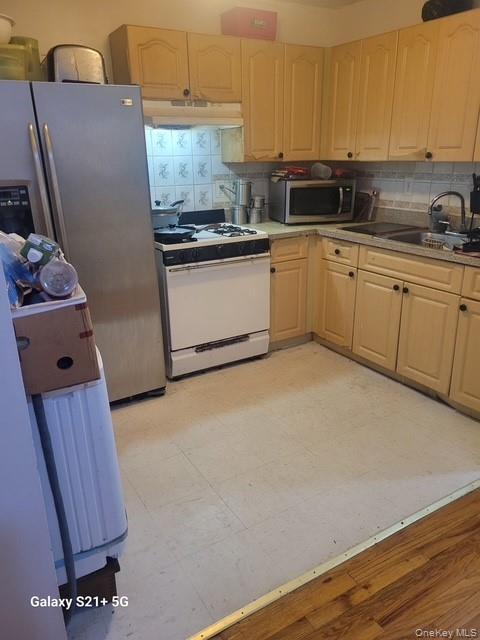 14421 230th Place – For Sale photo 5