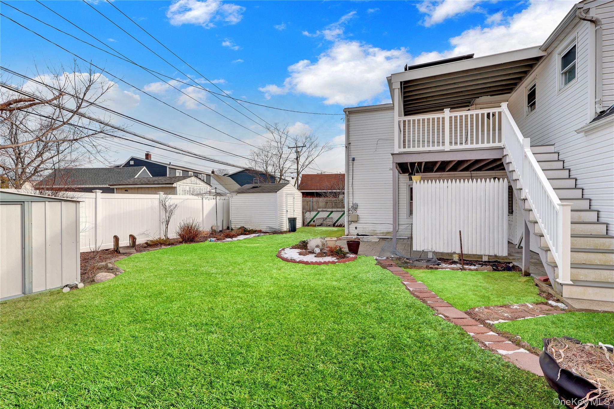 31 Bluespruce Road – For Sale photo 27