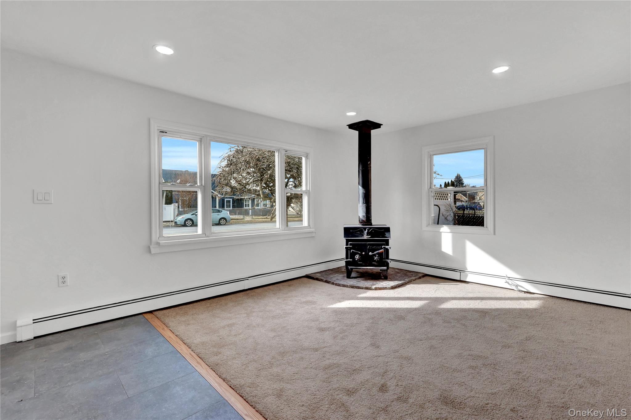 31 Bluespruce Road – For Sale photo 3