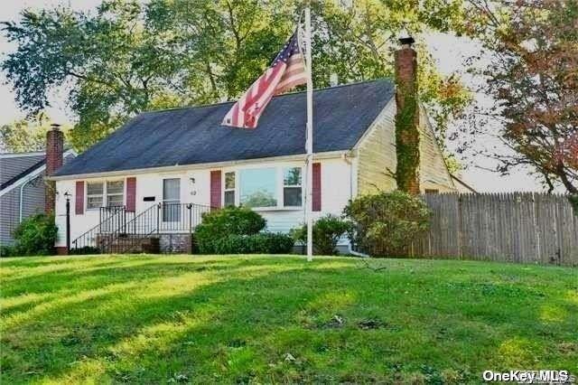 62 Murdock Street – For Sale