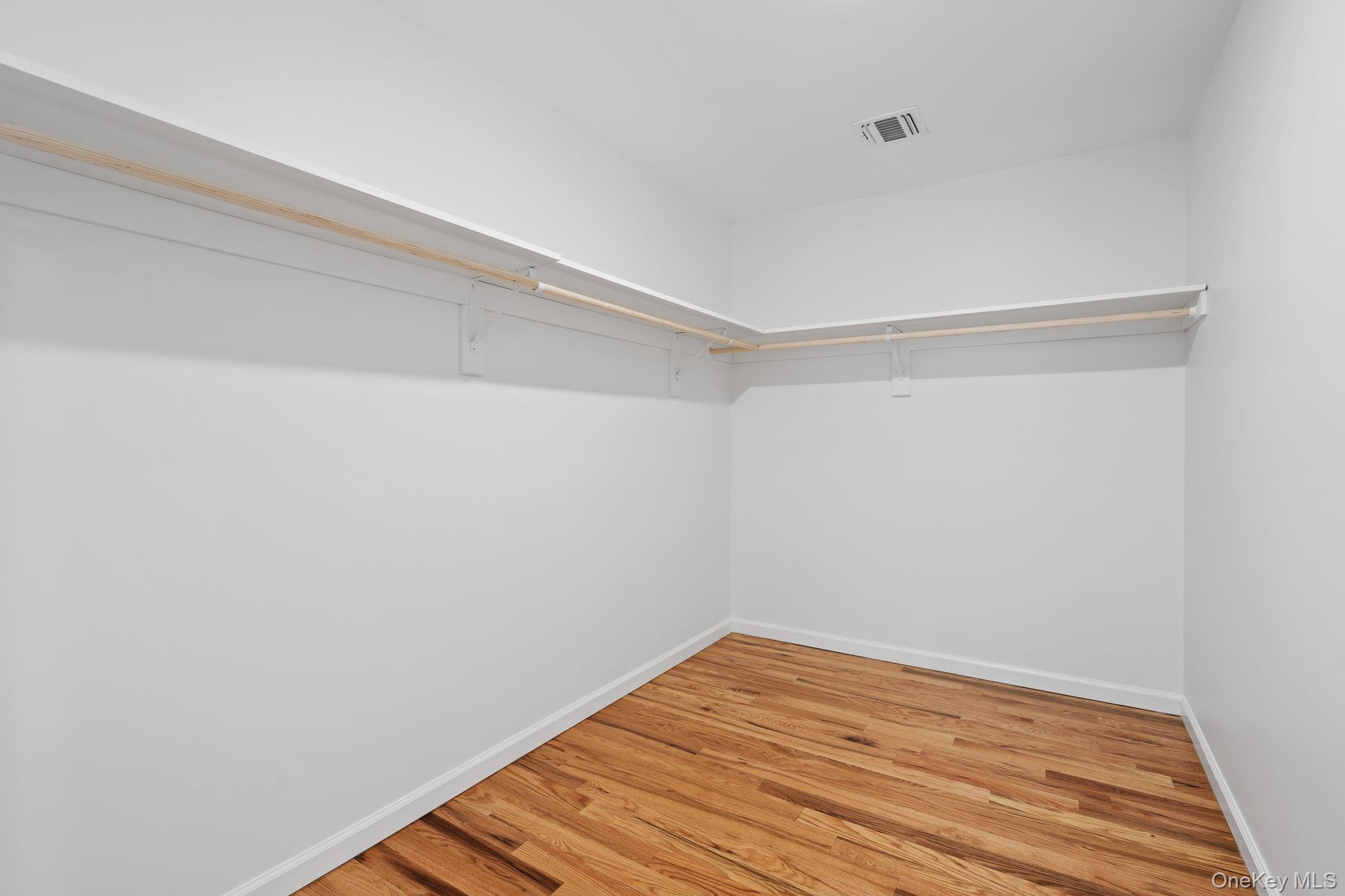 28 Northern Avenue – For Sale photo 19