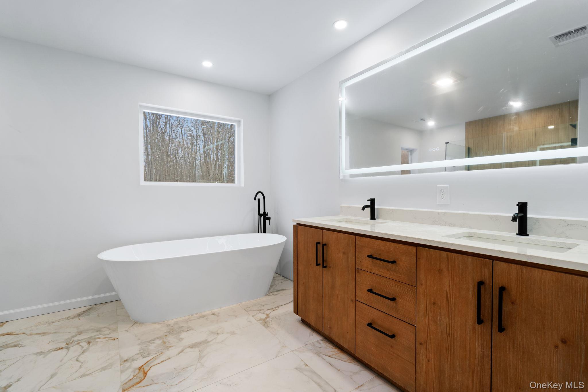 28 Northern Avenue – For Sale photo 22