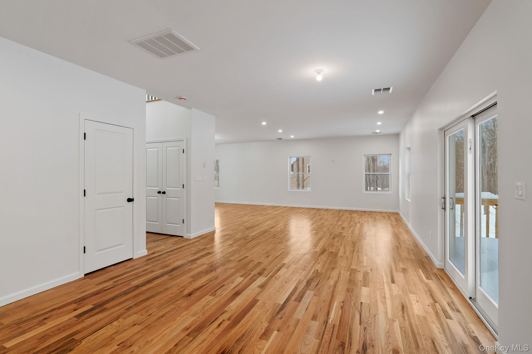 28 Northern Avenue – For Sale photo 9