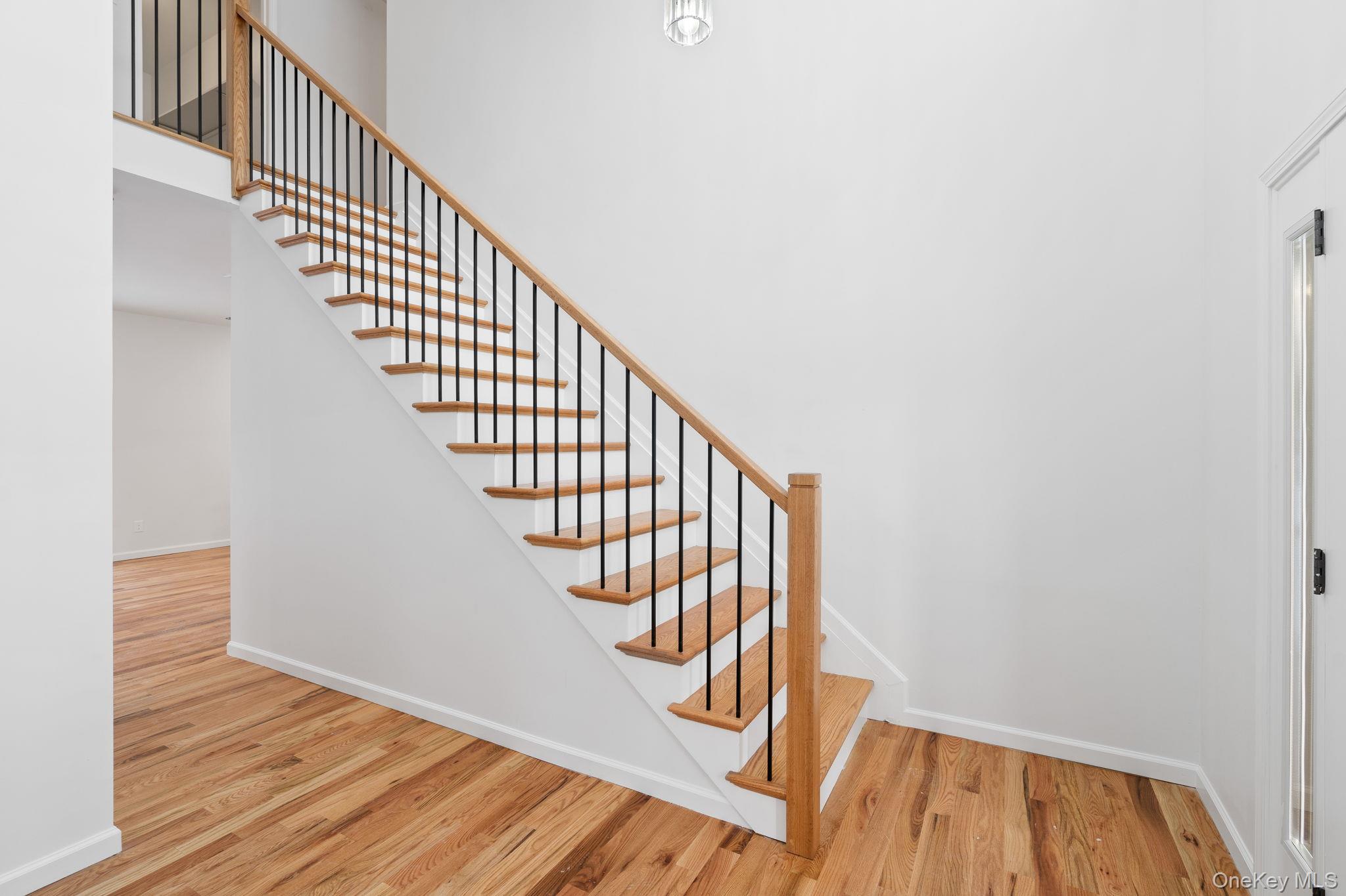 28 Northern Avenue – For Sale photo 16