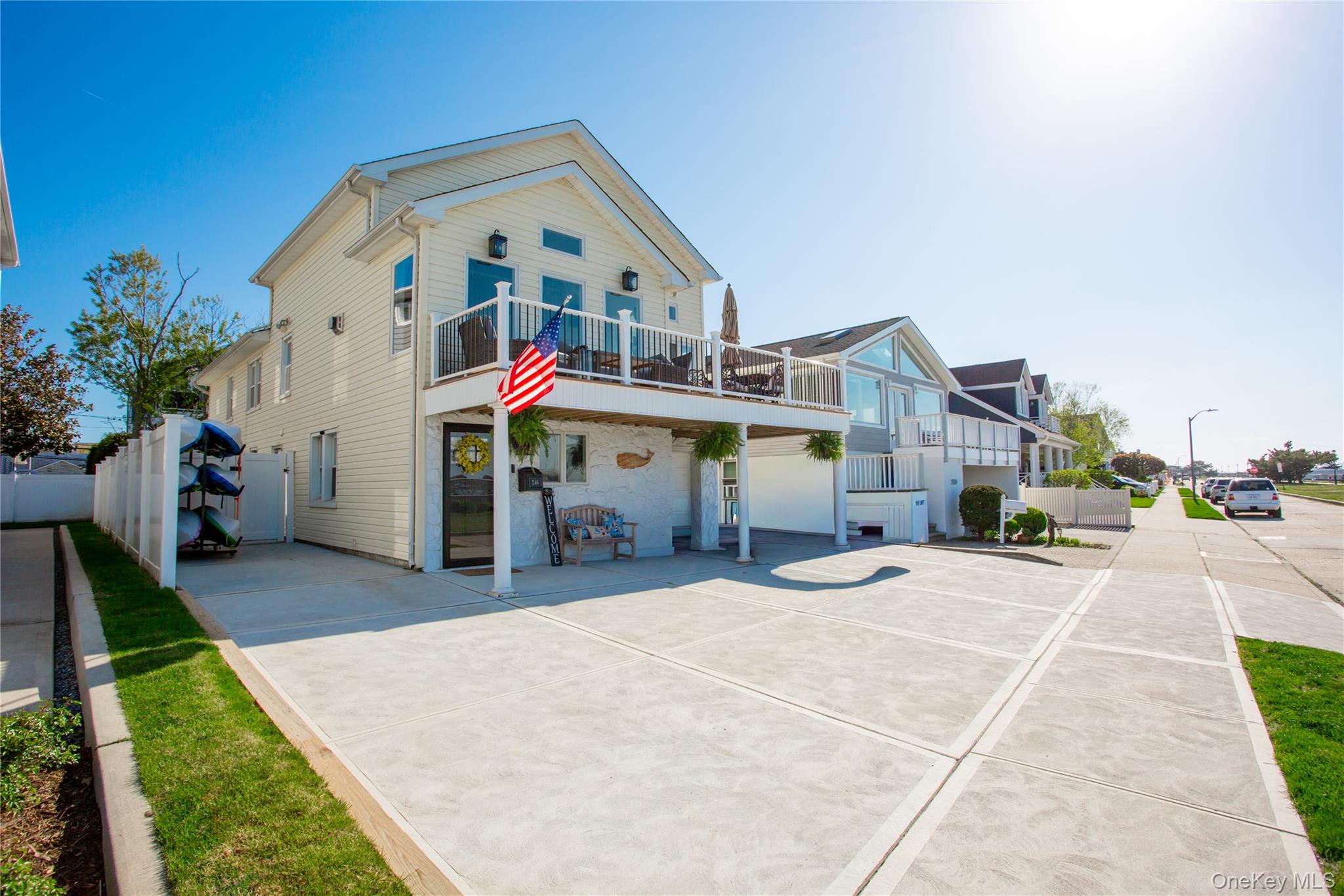 246 W Bay Drive – For Sale photo 5