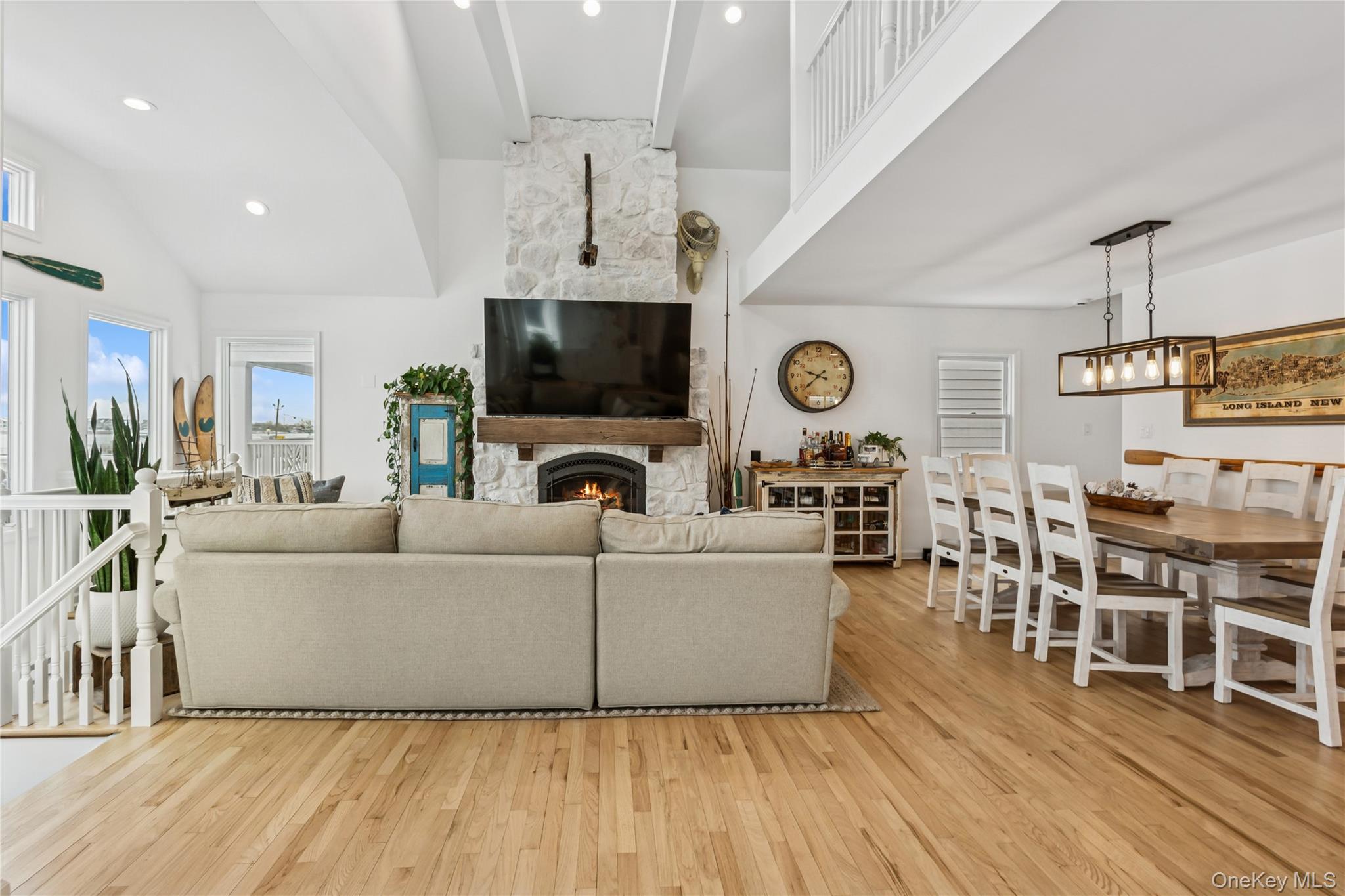 246 W Bay Drive – For Sale photo 12