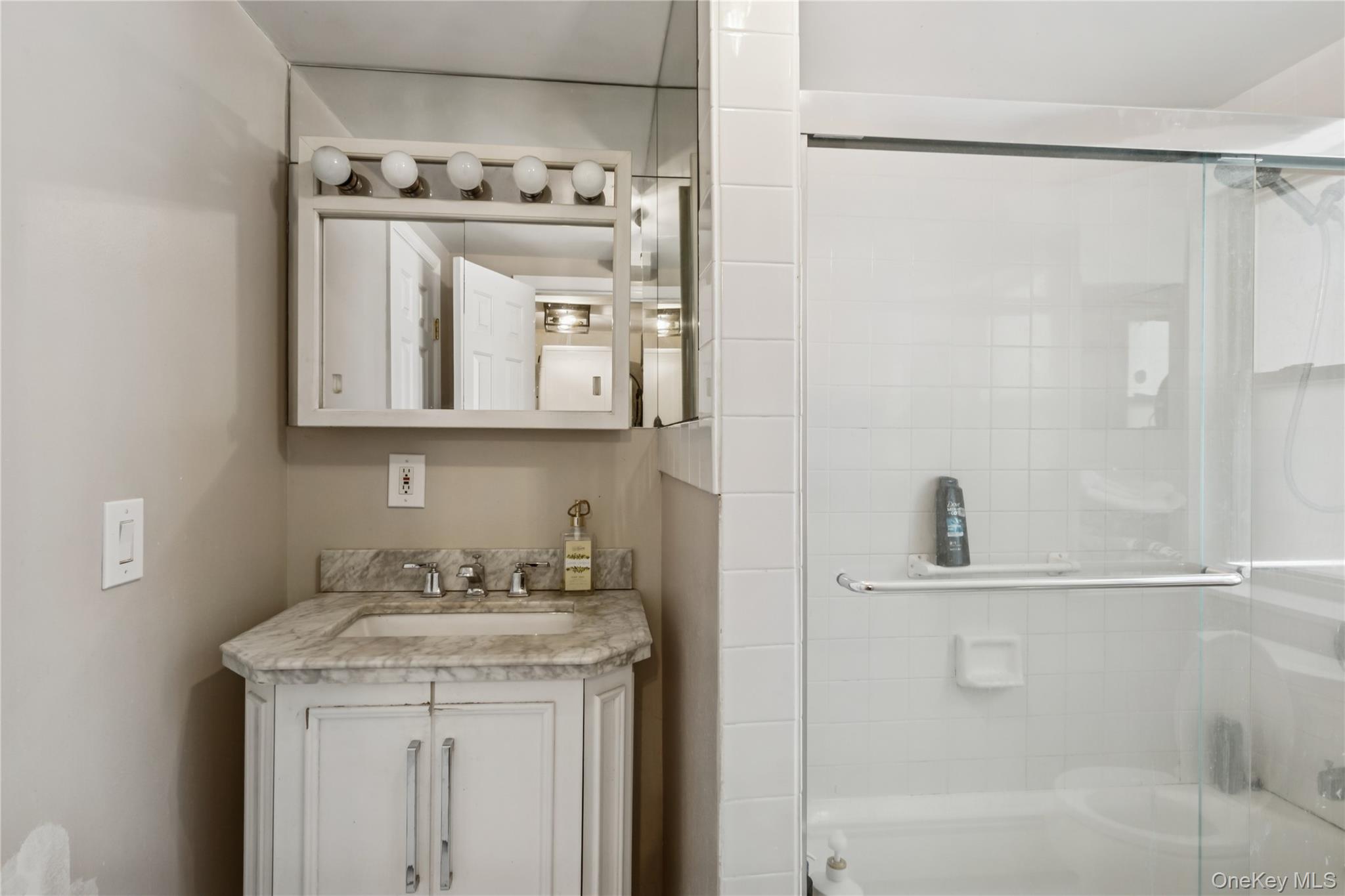 246 W Bay Drive – For Sale photo 35