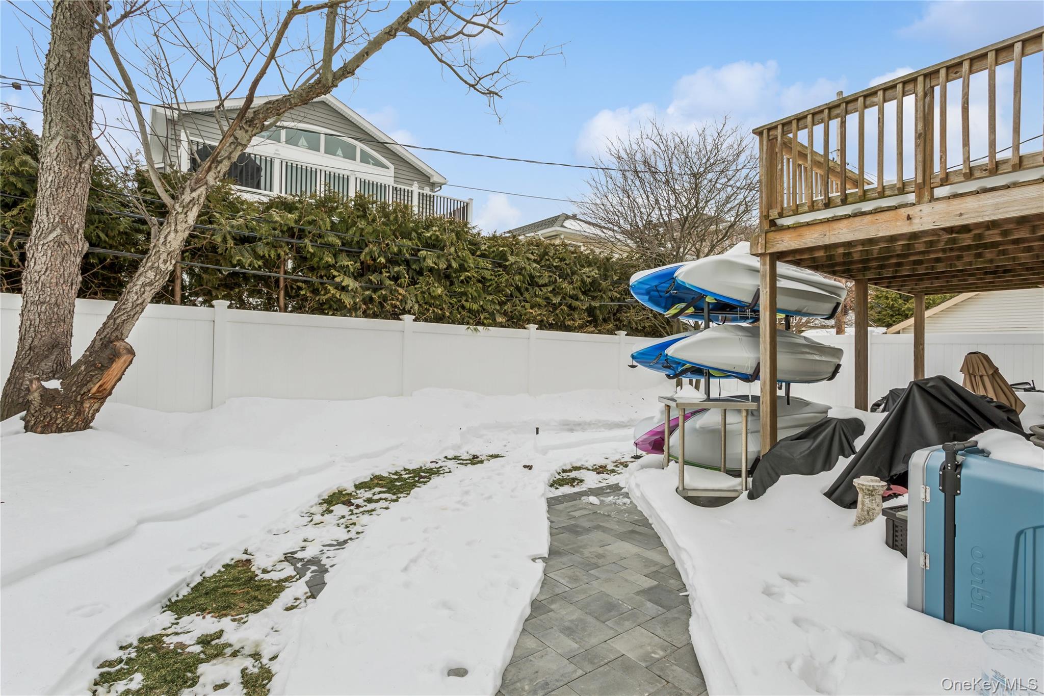 246 W Bay Drive – For Sale photo 40
